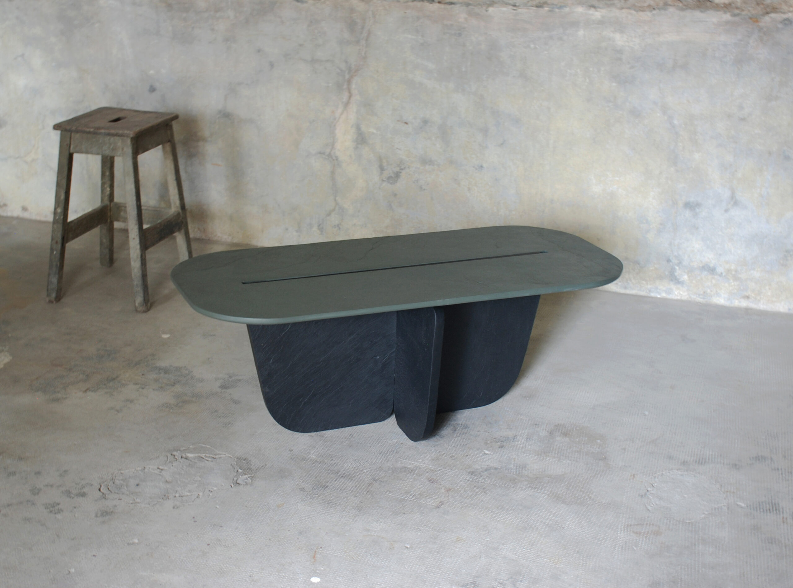 Central Groove Rounded Rectangular Green Black Coffee Table by Frederic Saulou 7