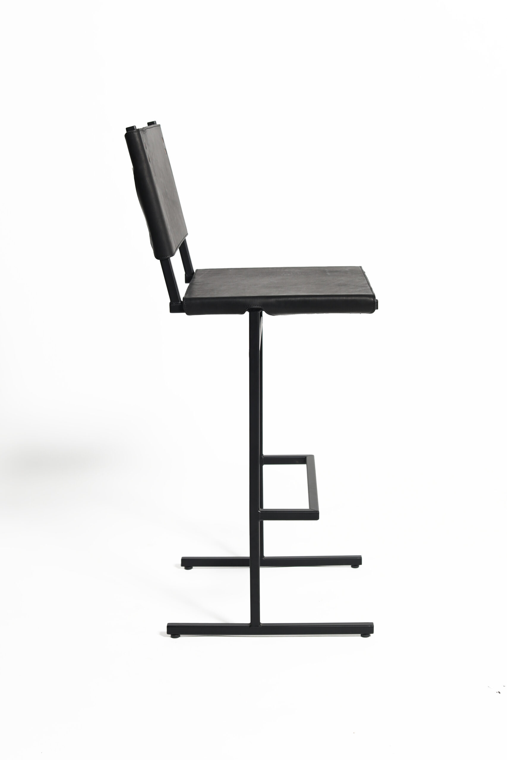 Memento, Barstool by Jesse Sanderson 4