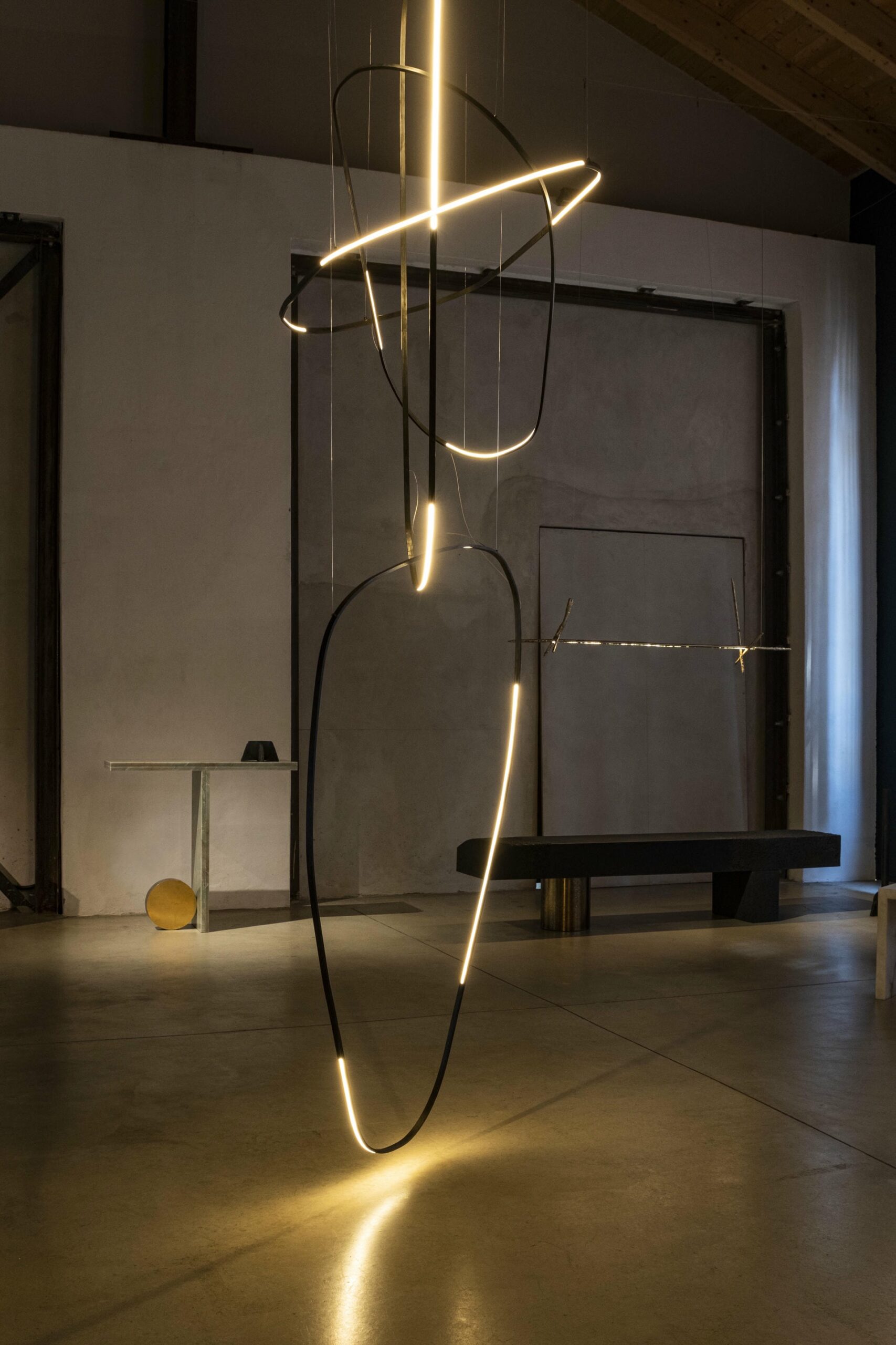 Unique Minimalist Contemporary Sculptural Brass Pendant Light by Morghen Studio 10