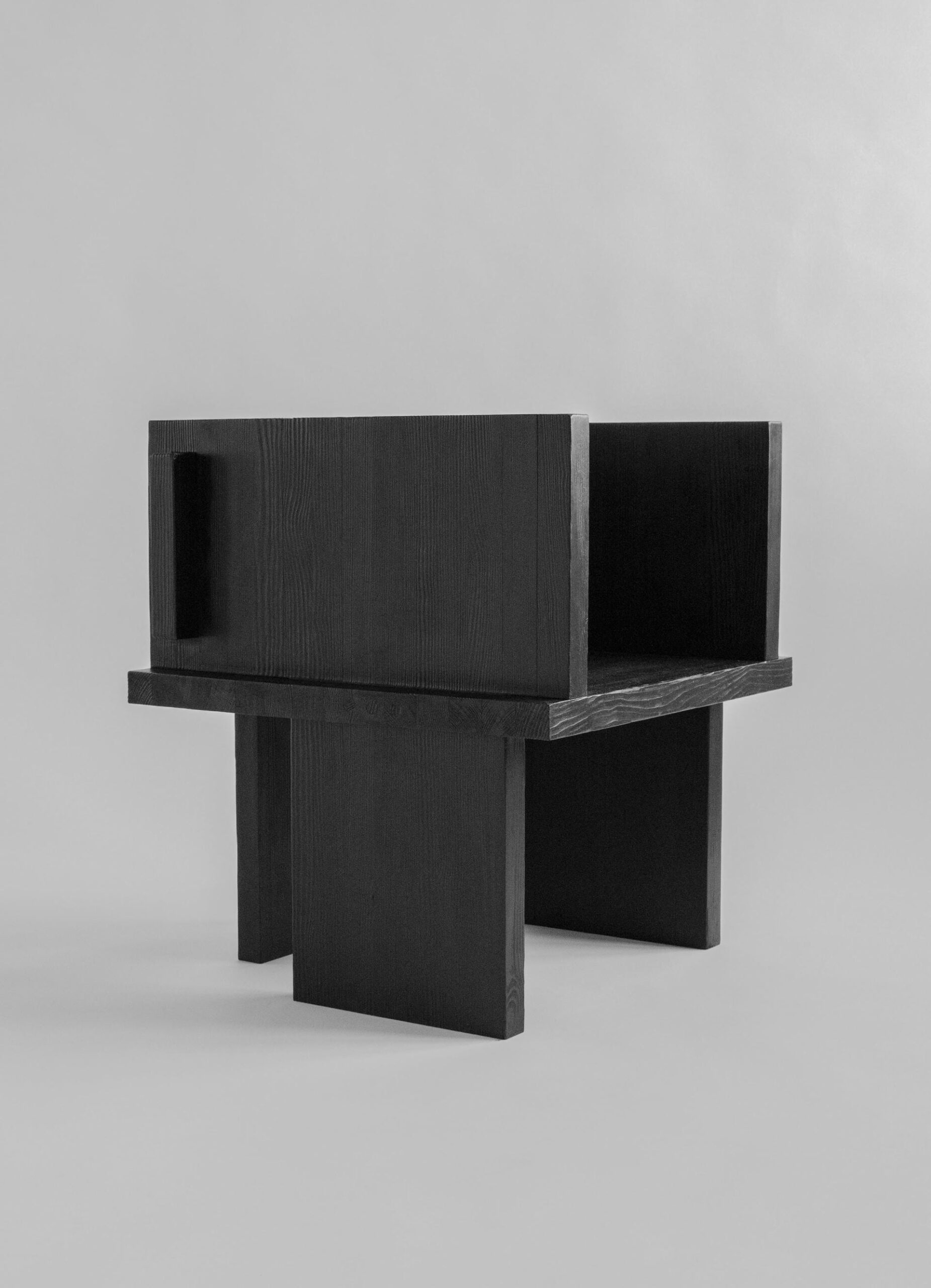 ItooRaba Lounge Chair by Sizar Alexis 2