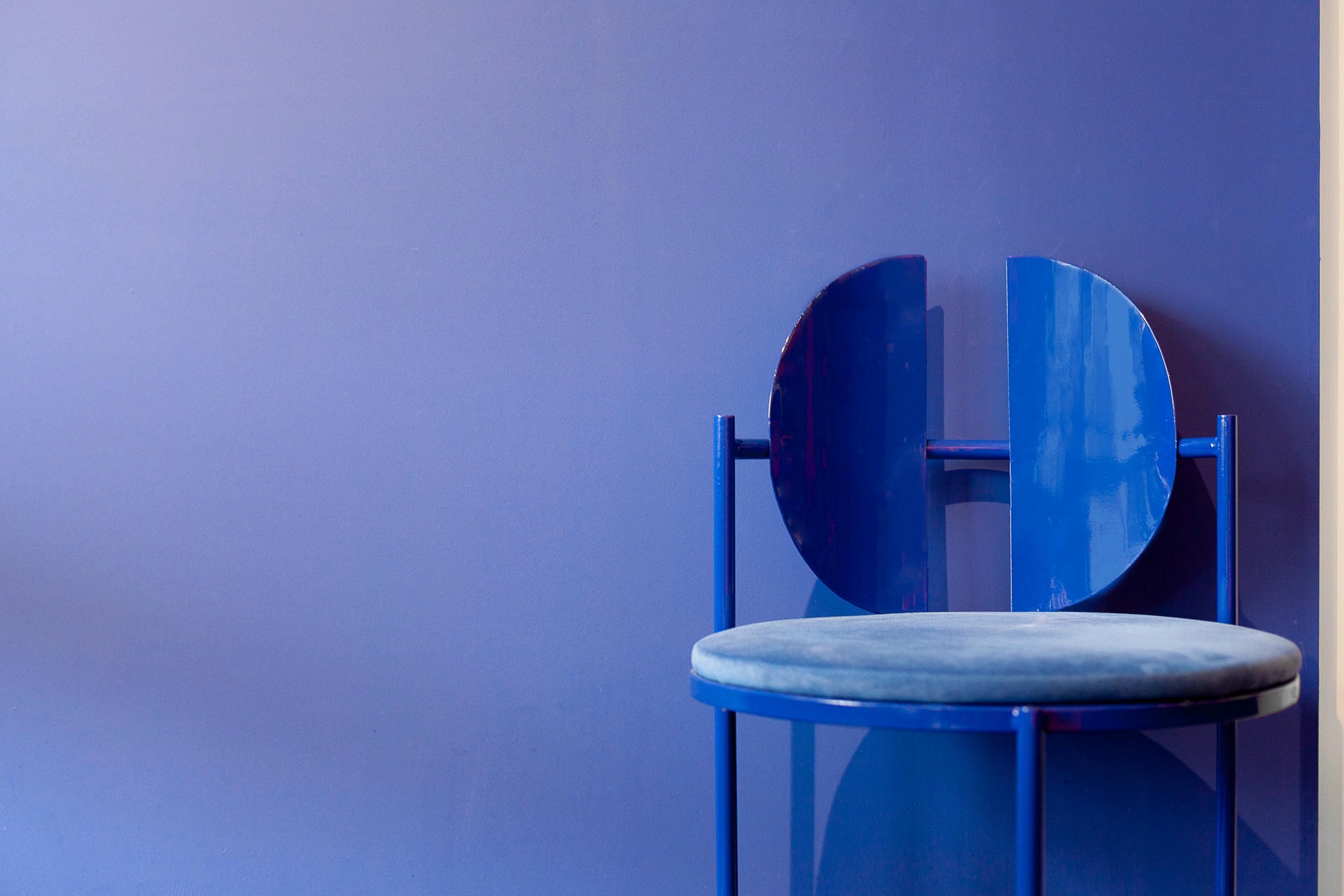 Qoticher Chair by Angel Mombiedro 14