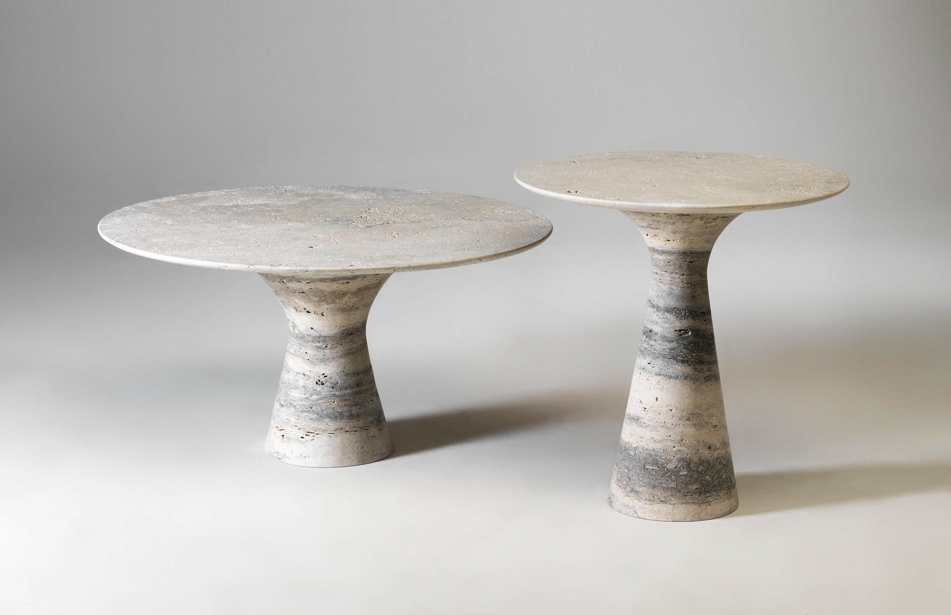 Refined Set of 3 Contemporary Marble Side Tables 3