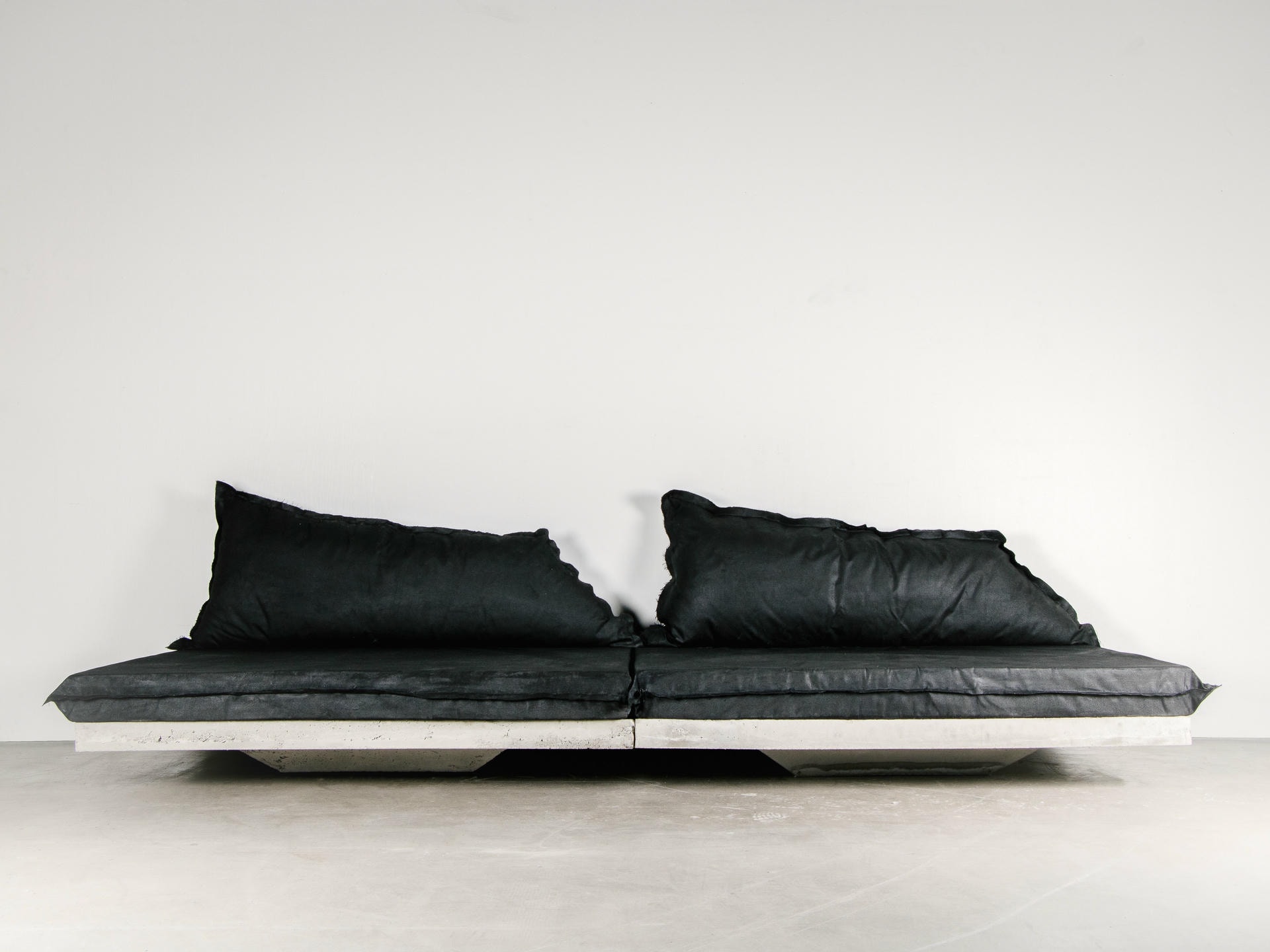 Set SVAV Sofa by Lucas Morten 2