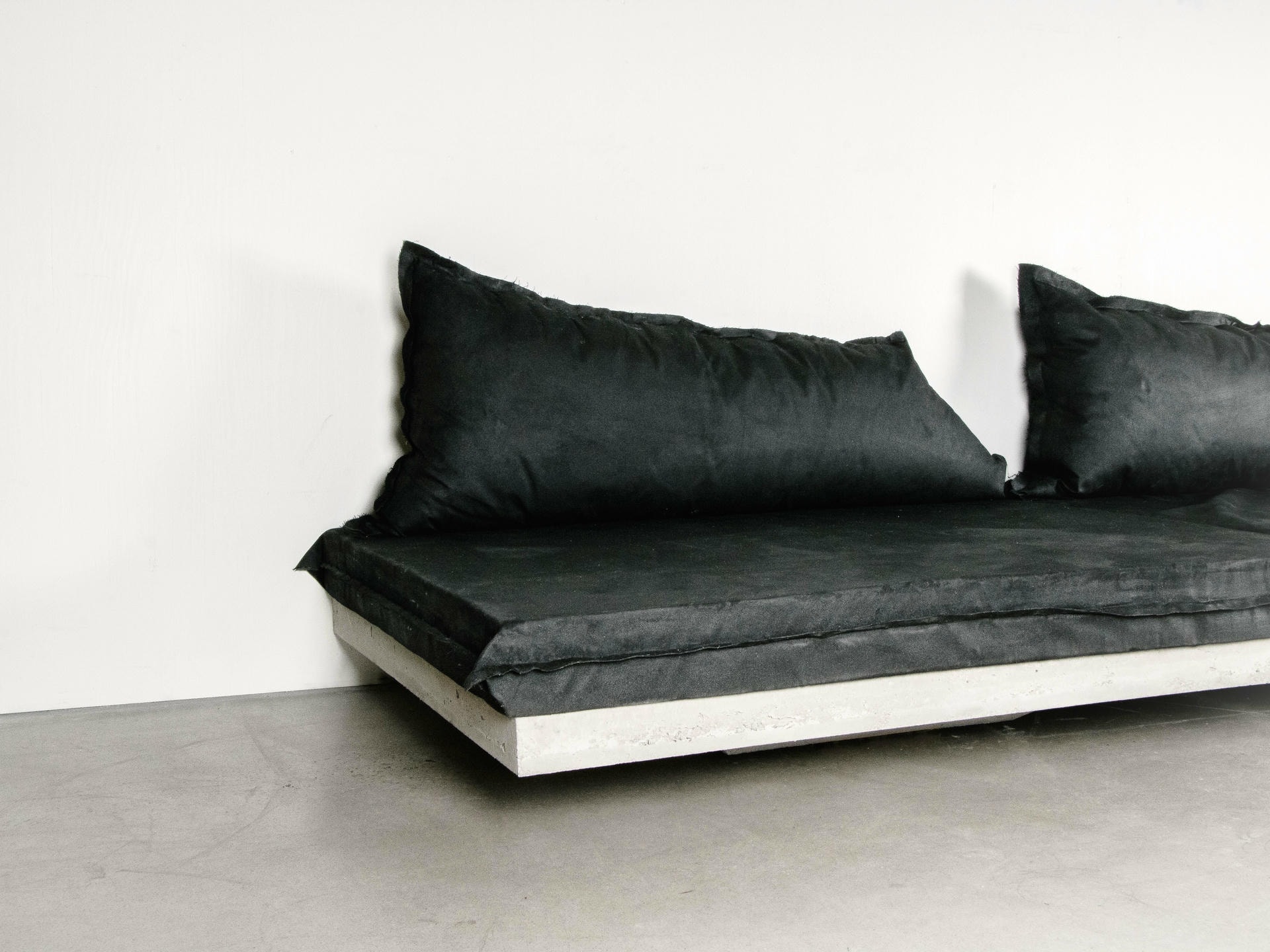 Set SVAV Sofa by Lucas Morten 4