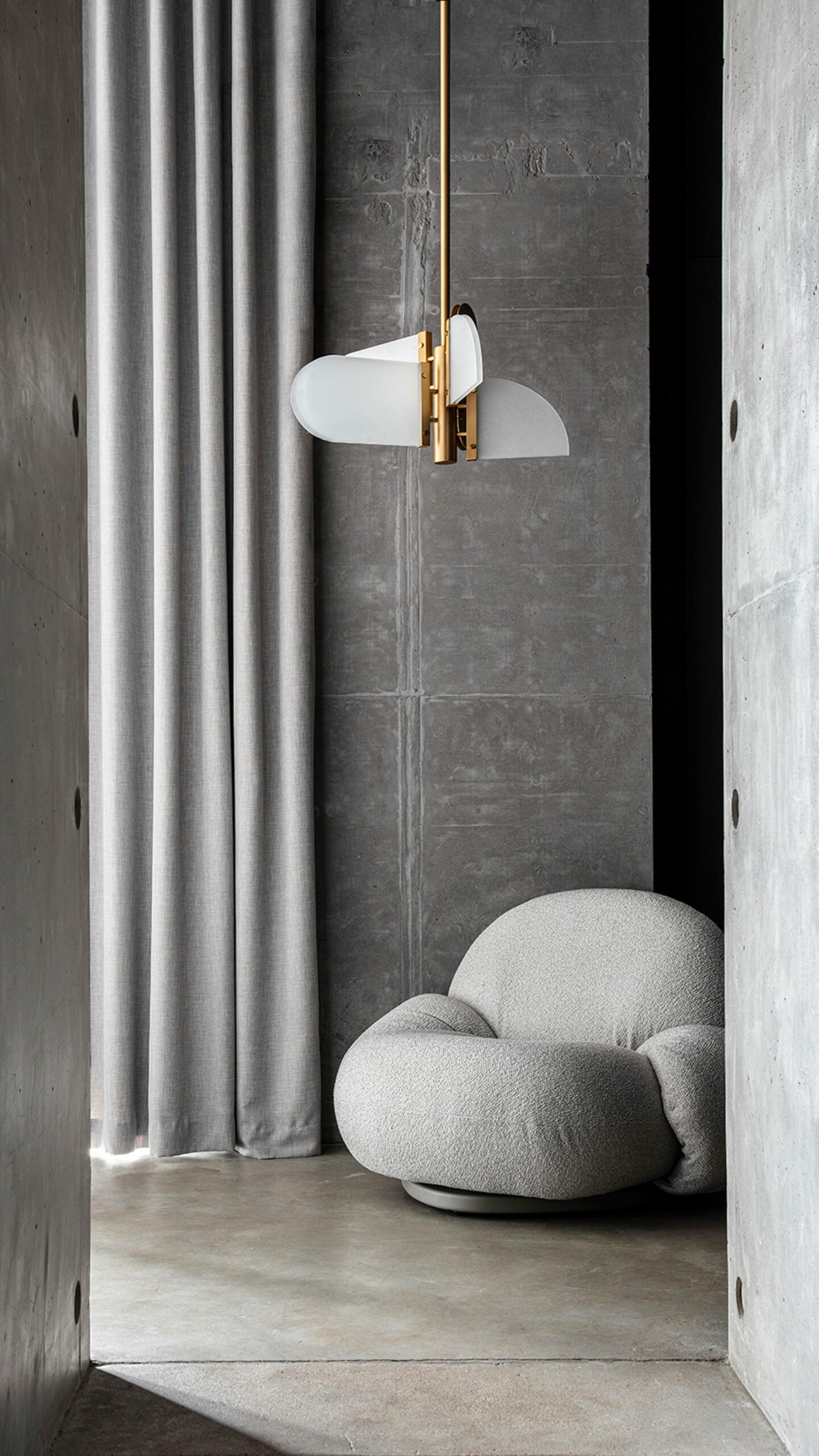 Brass Geometric Task Pendant Lamp by Square in Circle 4