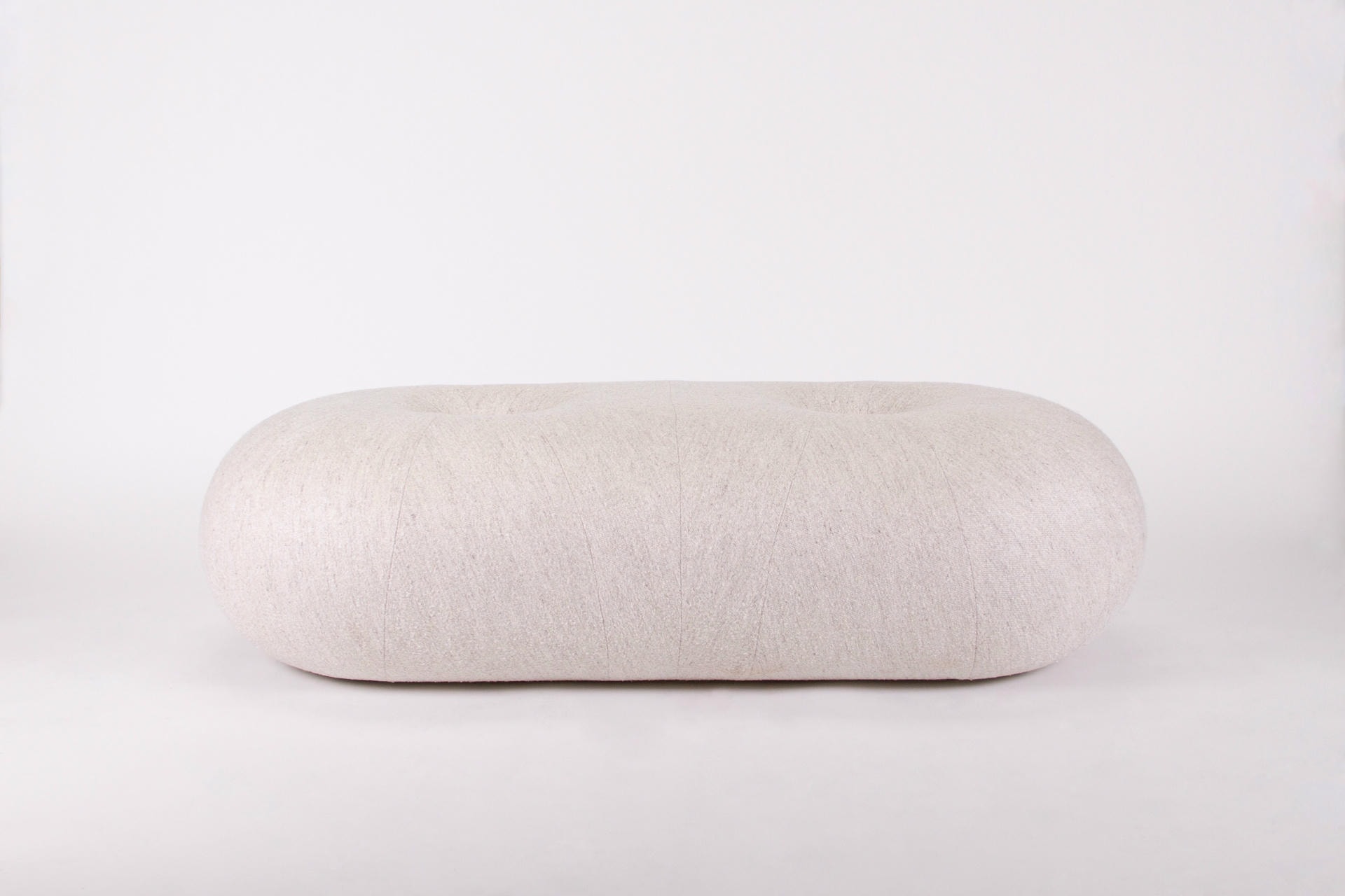 Hole Bench by Estudio Persona 3