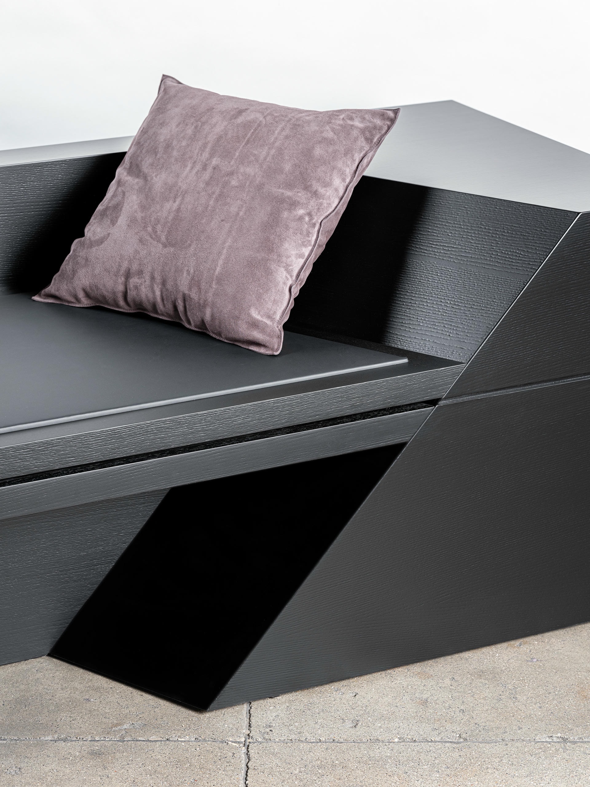 Black Ash Chaise Longue Sculpted by Lupo Horiokami 5