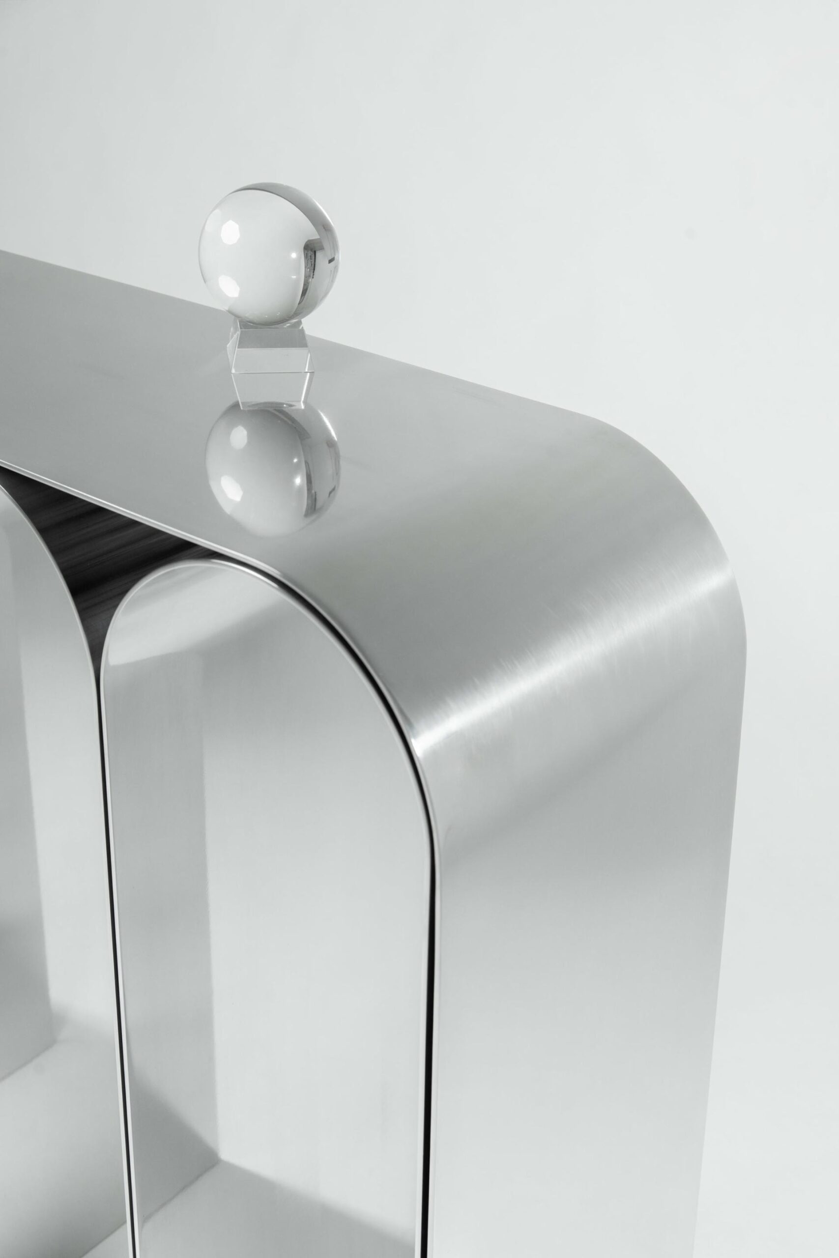 Contemporary Silver Aluminum Arch Console by Pietro Franceschini 8