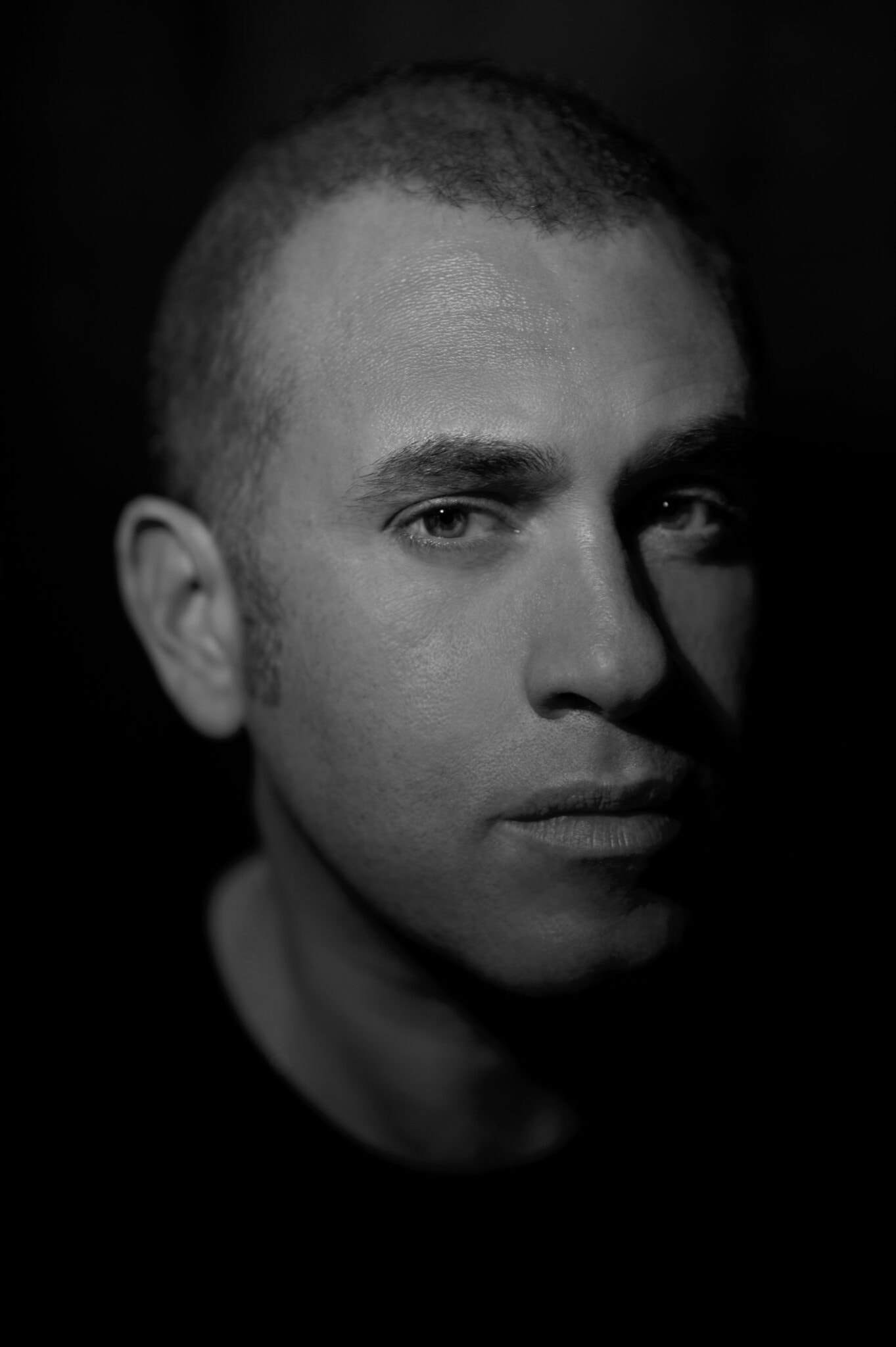 PORTRAIT OMAR CHAKIL MEL 2020 scaled modified