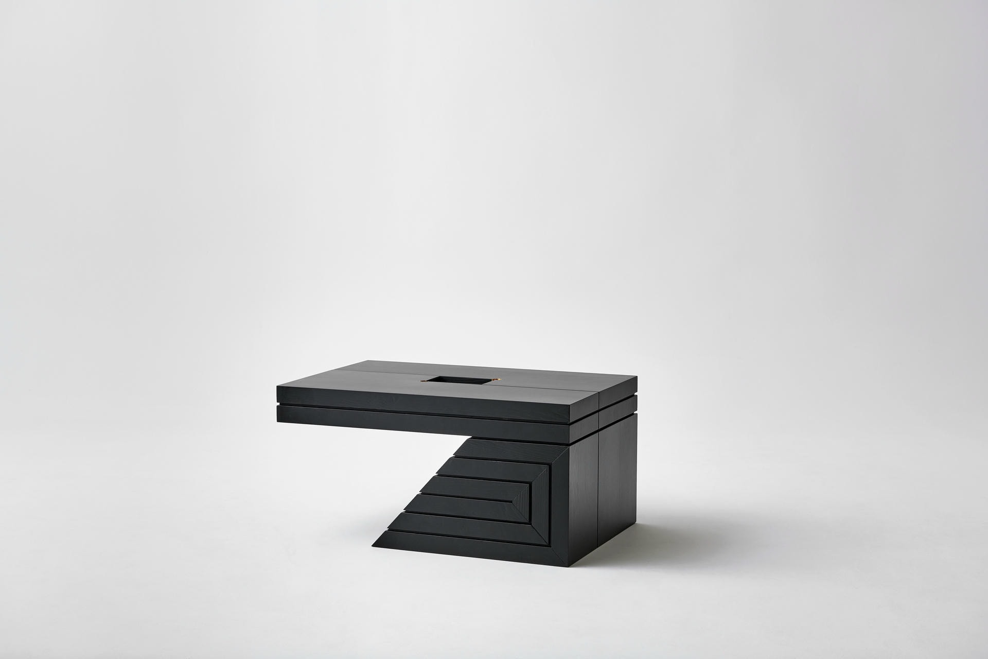 Ash Coffee Table Sculpted by Lupo Horiokami 3