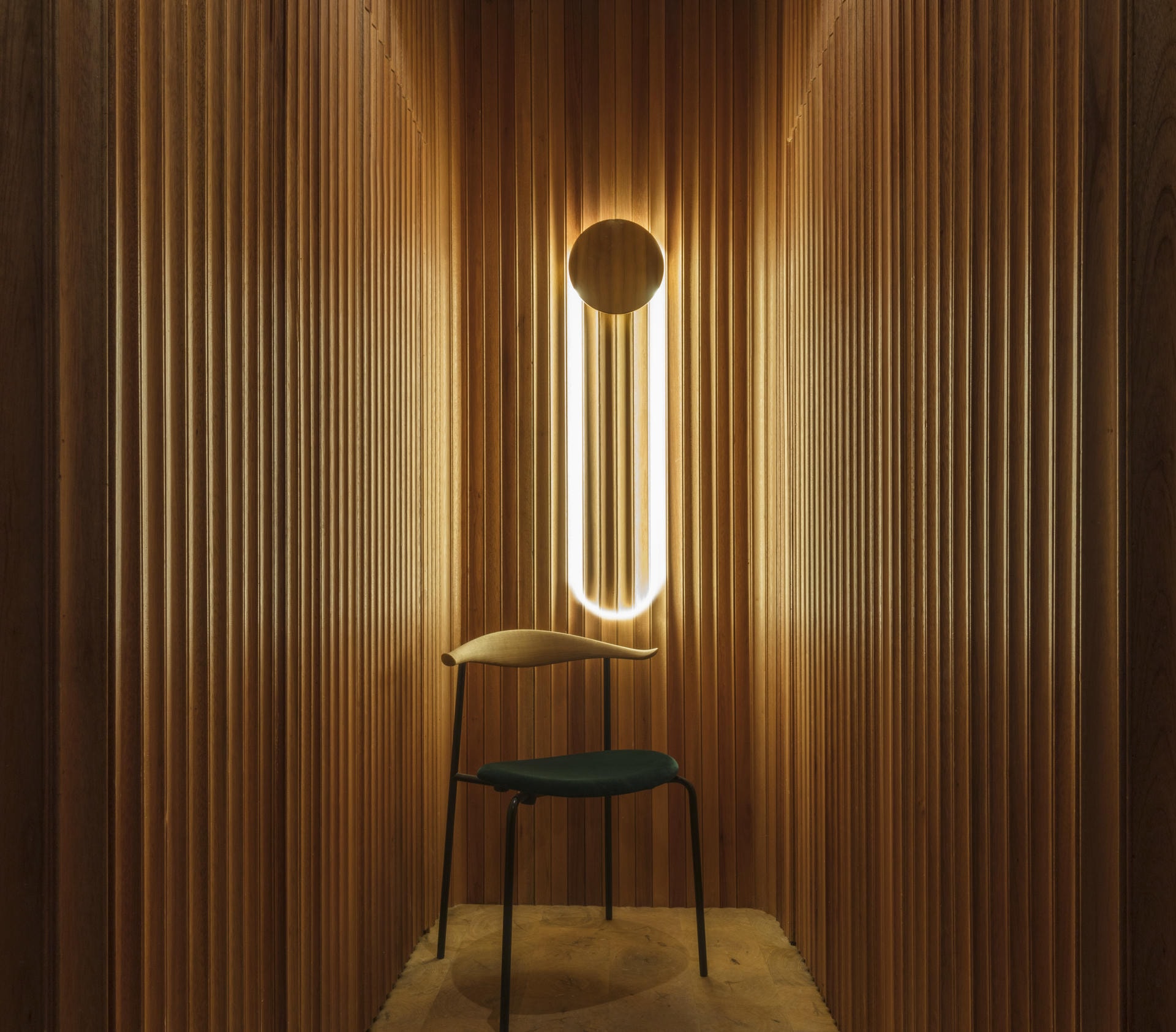RA Wall by Darmes 4