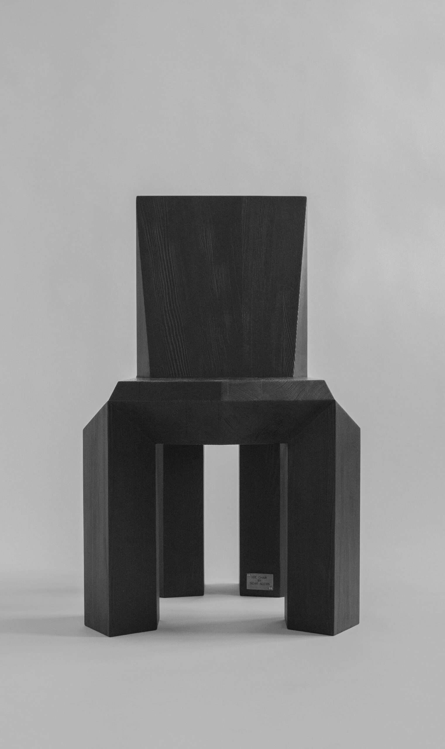 Burned Ode Chair by Sizar Alexis 2