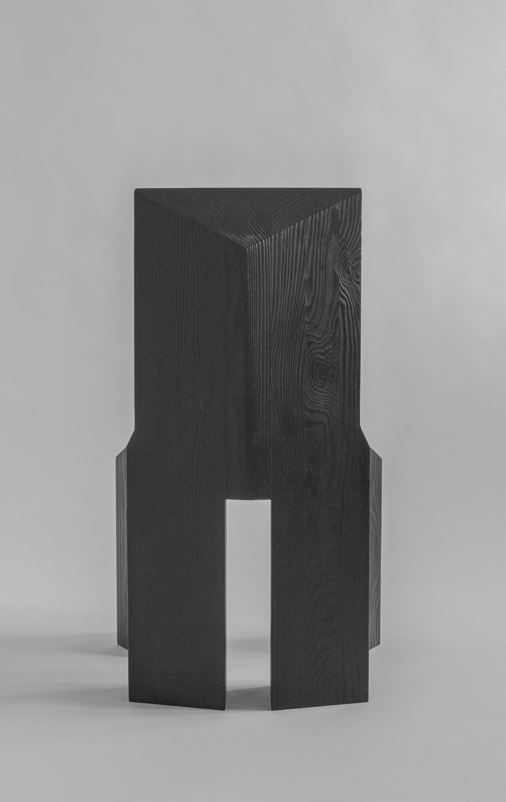 Burned Ode Chair by Sizar Alexis 7