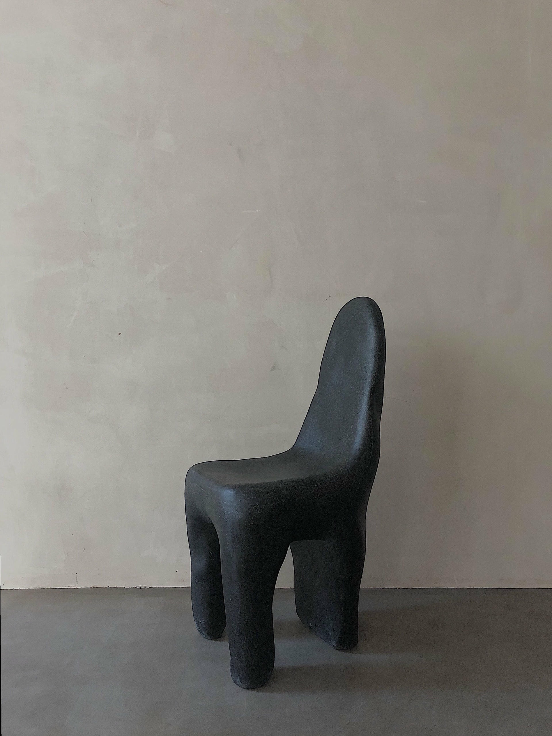 Organic Form Plain Black Fiberglass Dining Chair by kar 5