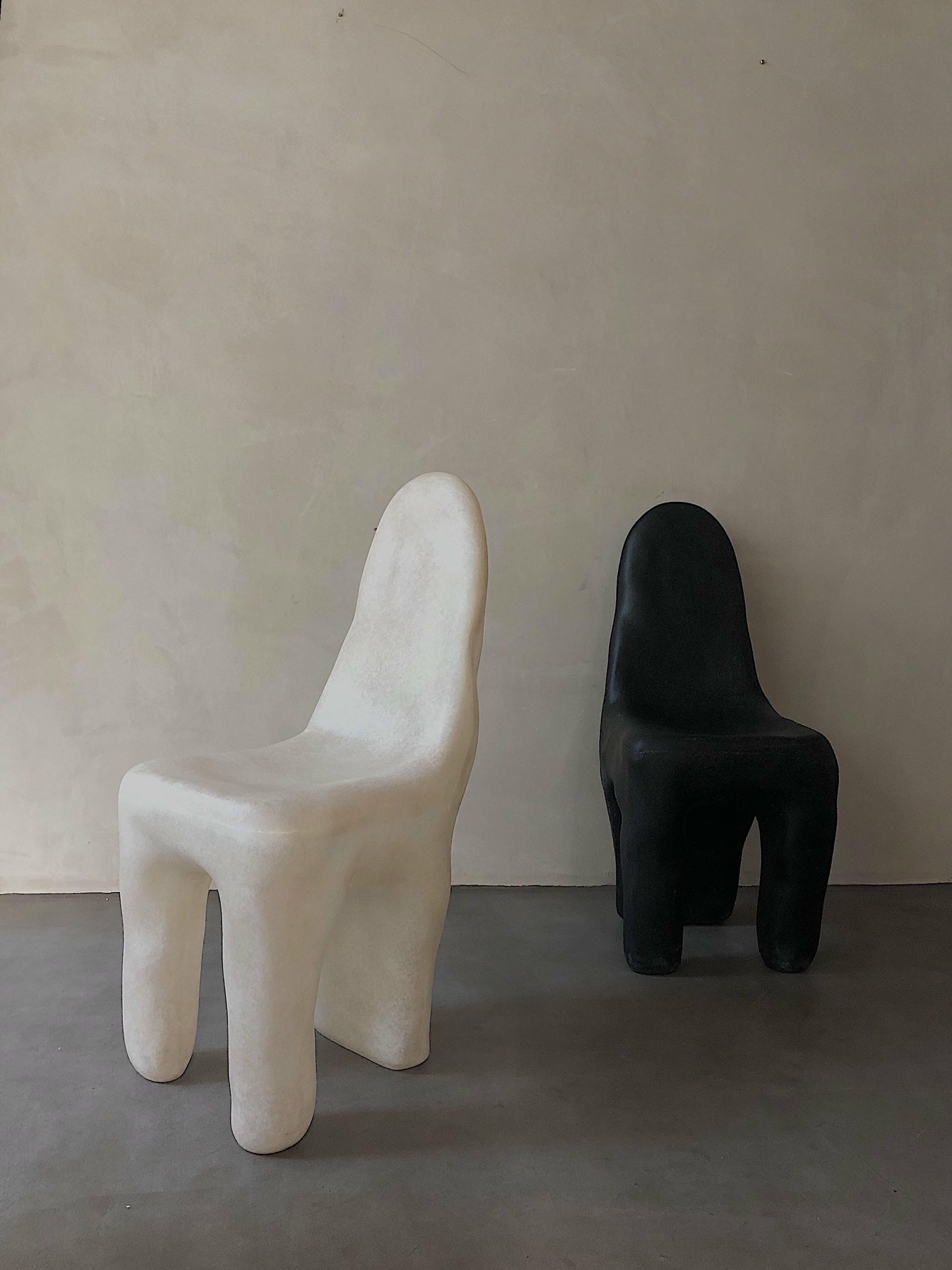 Organic Form Plain Black Fiberglass Dining Chair by kar 9