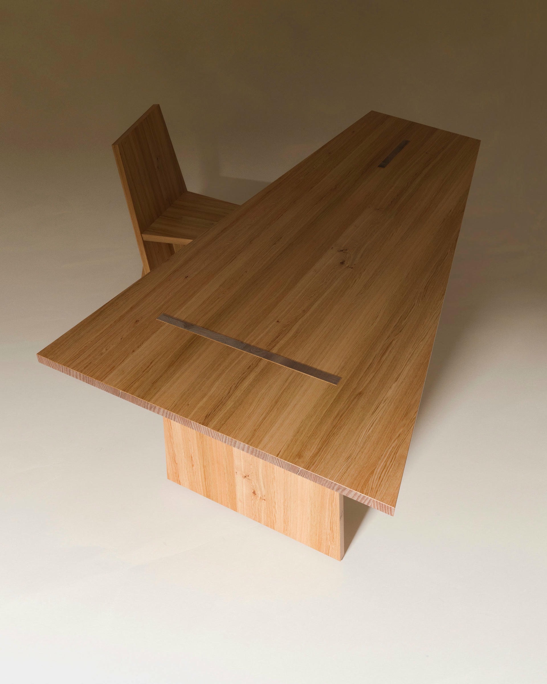 Crooked Dining Table by Nazara Lazaro 7