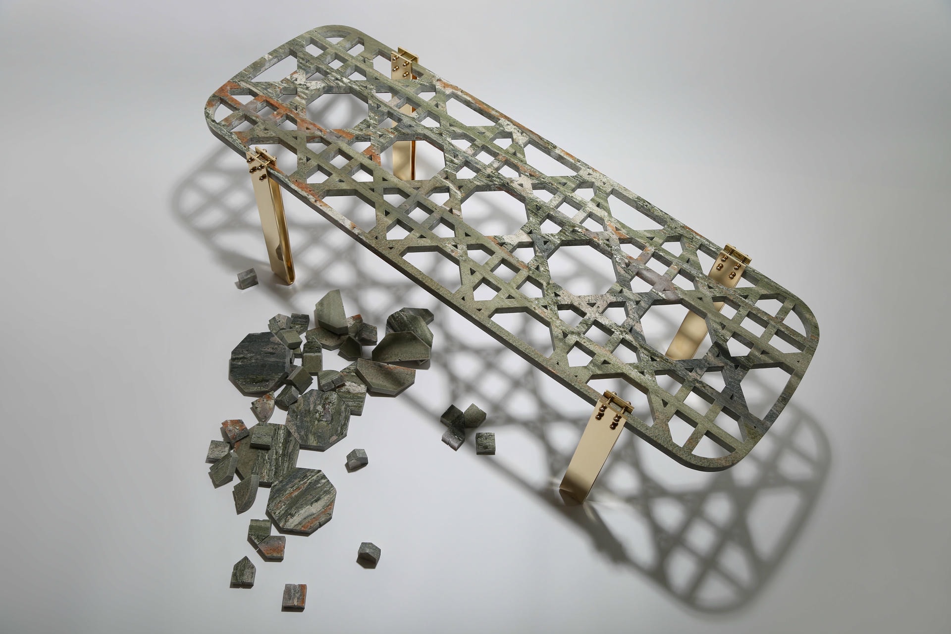 Everlastingreen Table and Stool Set by Richard Yasmine 2
