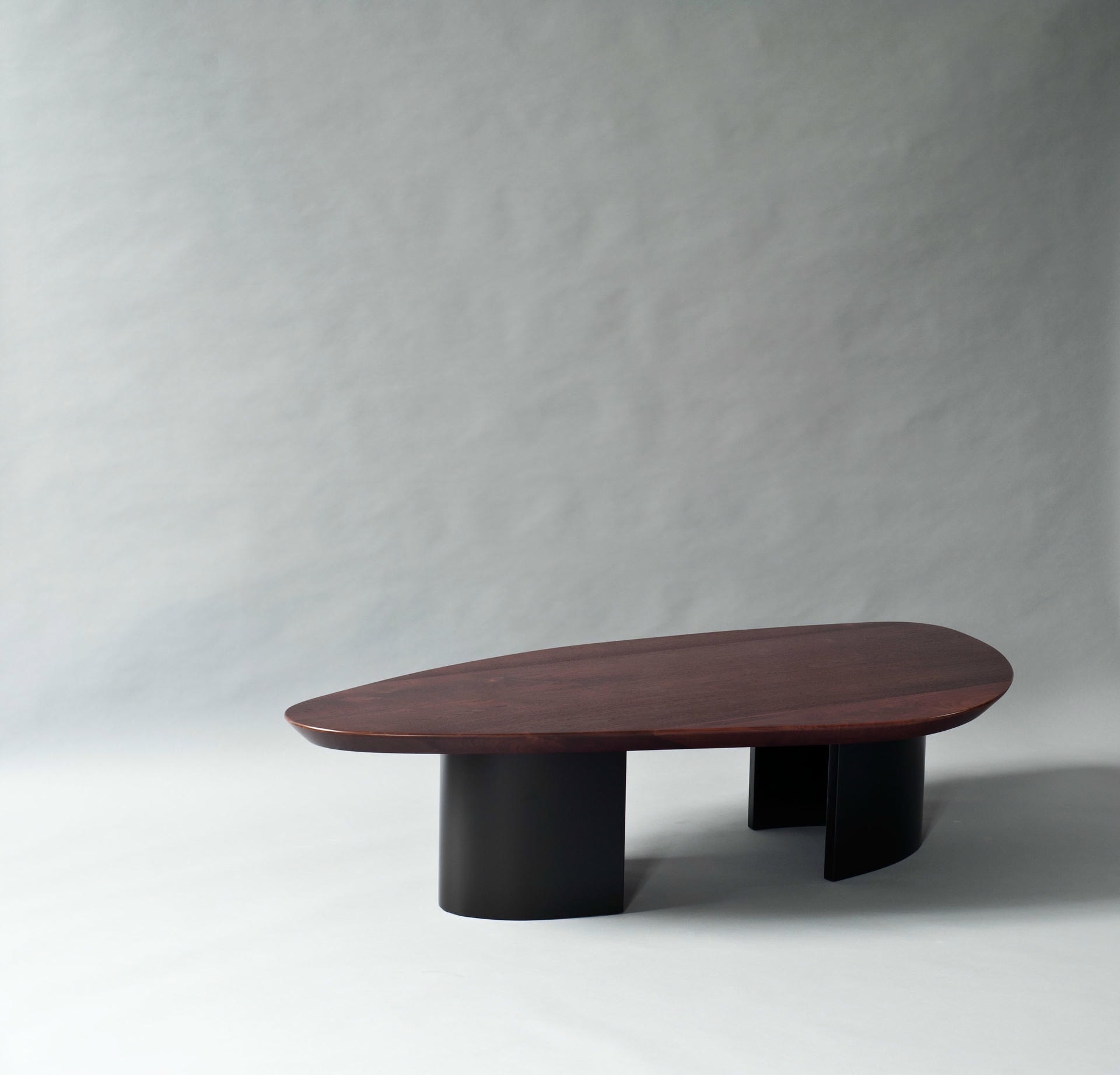 Ledge Coffee Table by DeMuro Das 3