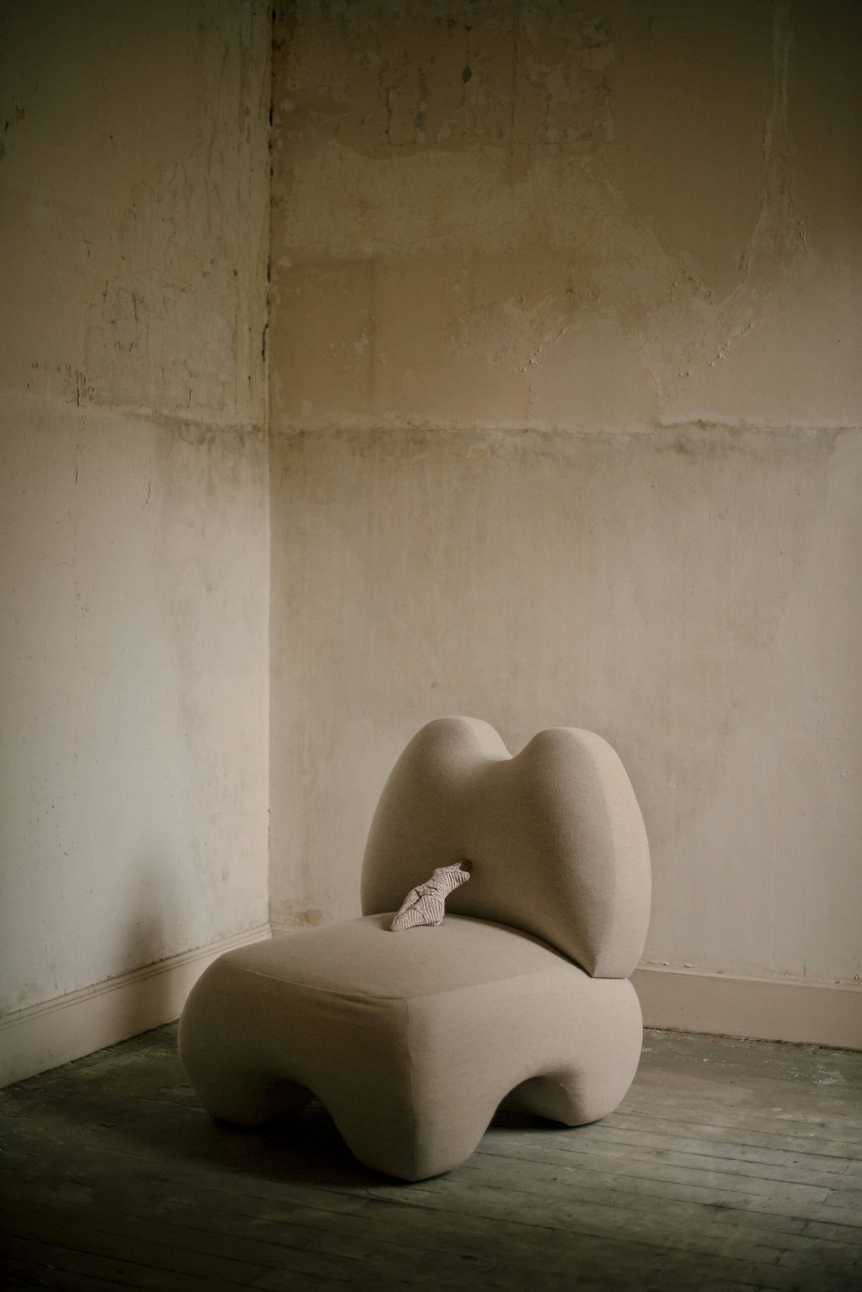 Contemporary Armchair by FAINA 8