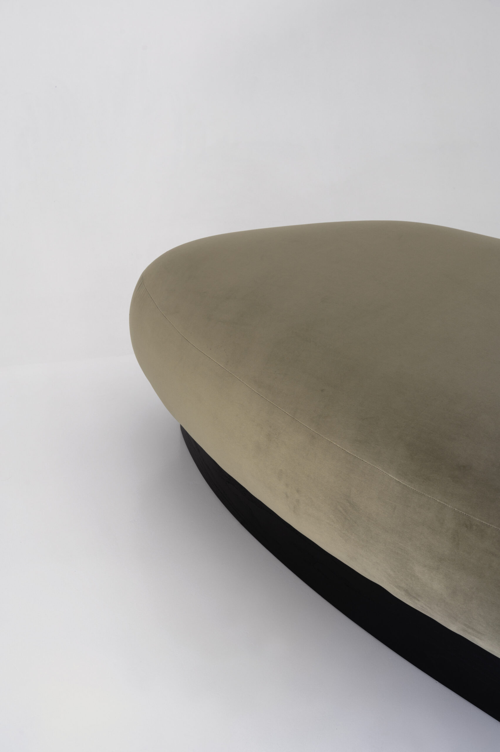 Plyn Sofa by FAINA (5)
