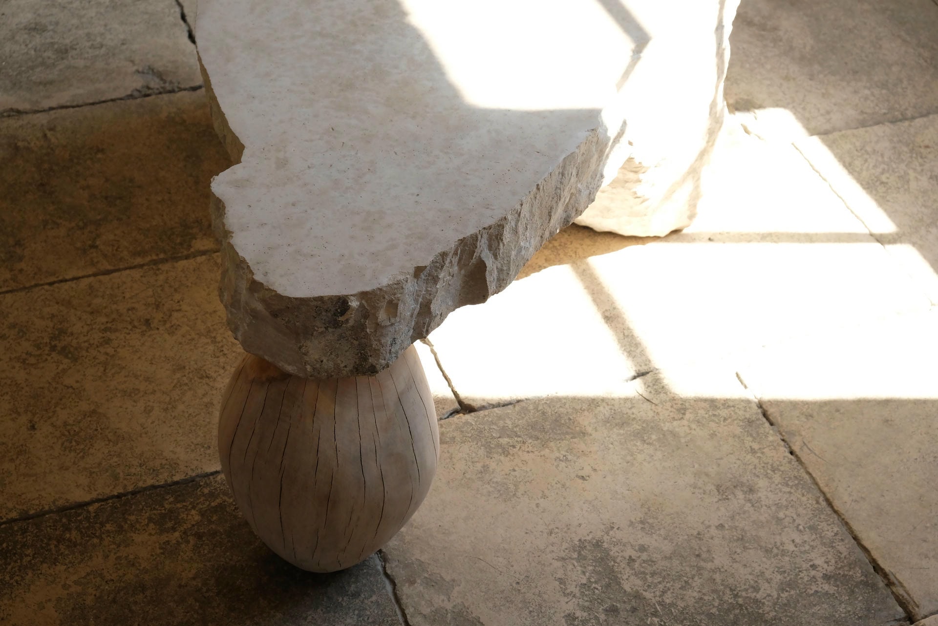 frederic saulou sculptural table galerie philia 04