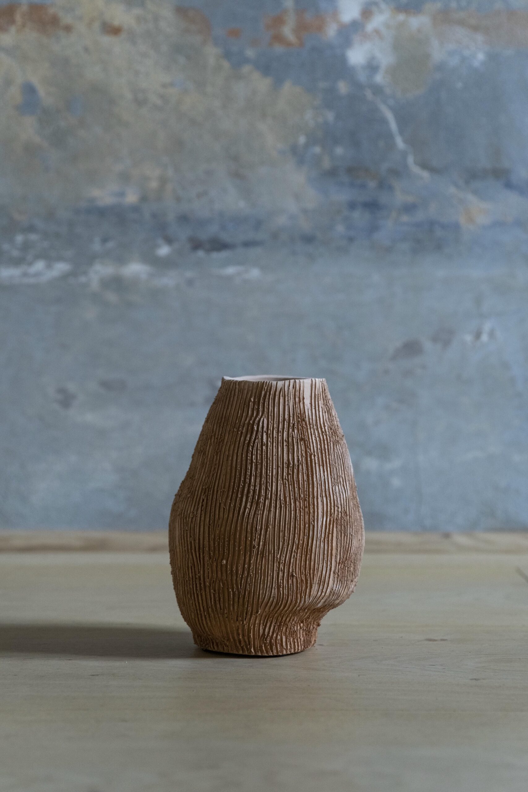 cedric breisacher a la source vase galerie philia 01