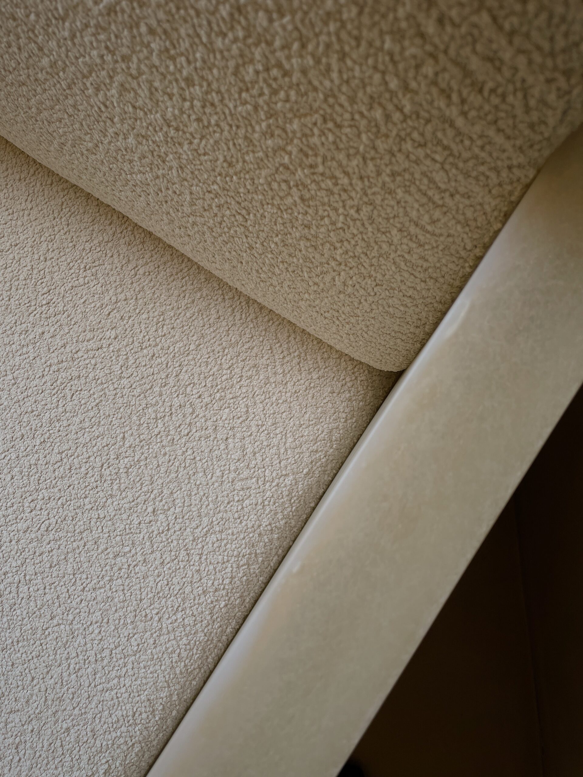 Contemporary Natural Beige Fiberglass Cubic Lounge Chair with Cusion by kar 4