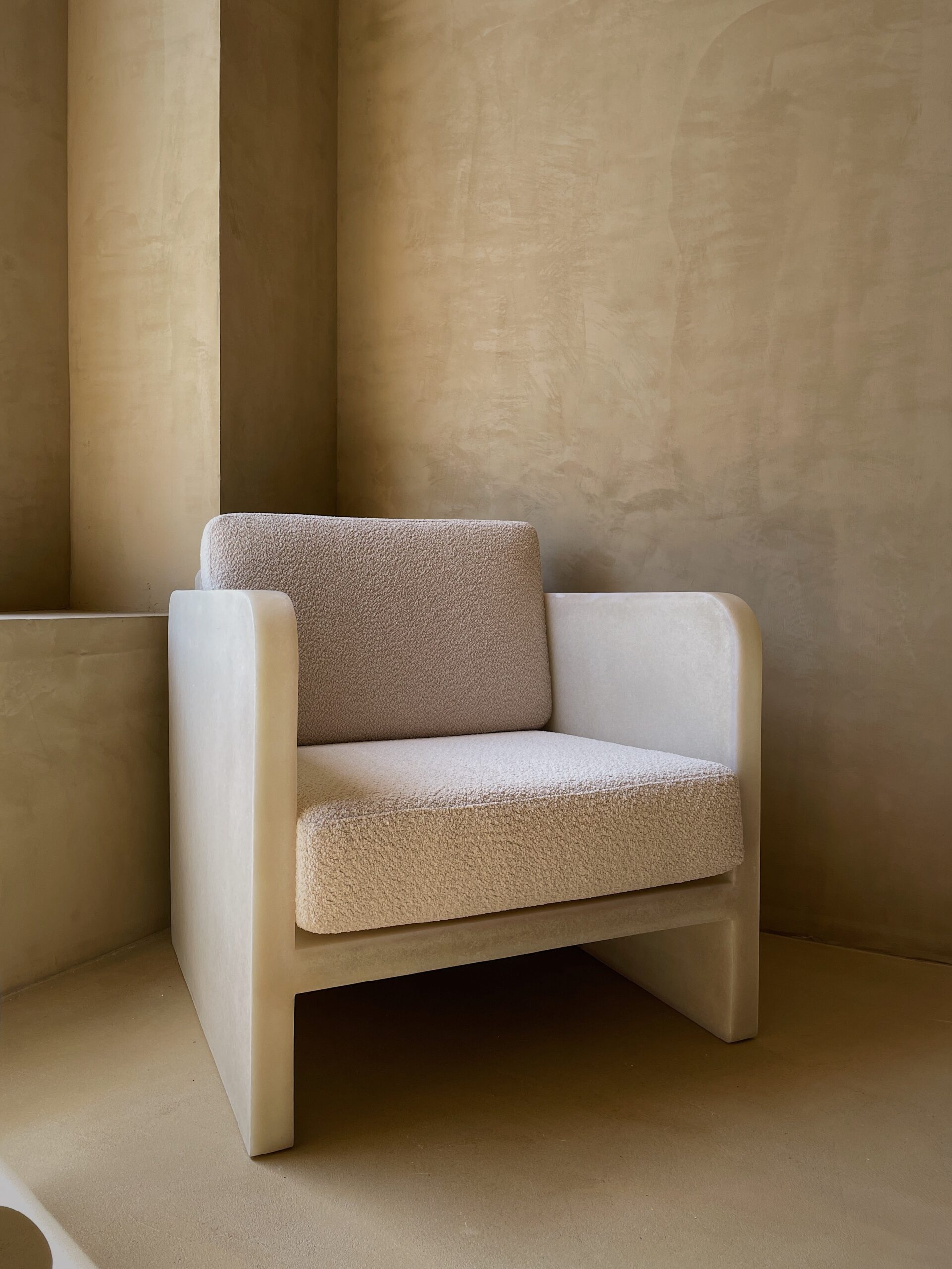 Contemporary Natural Beige Fiberglass Cubic Lounge Chair with Cusion by kar 9
