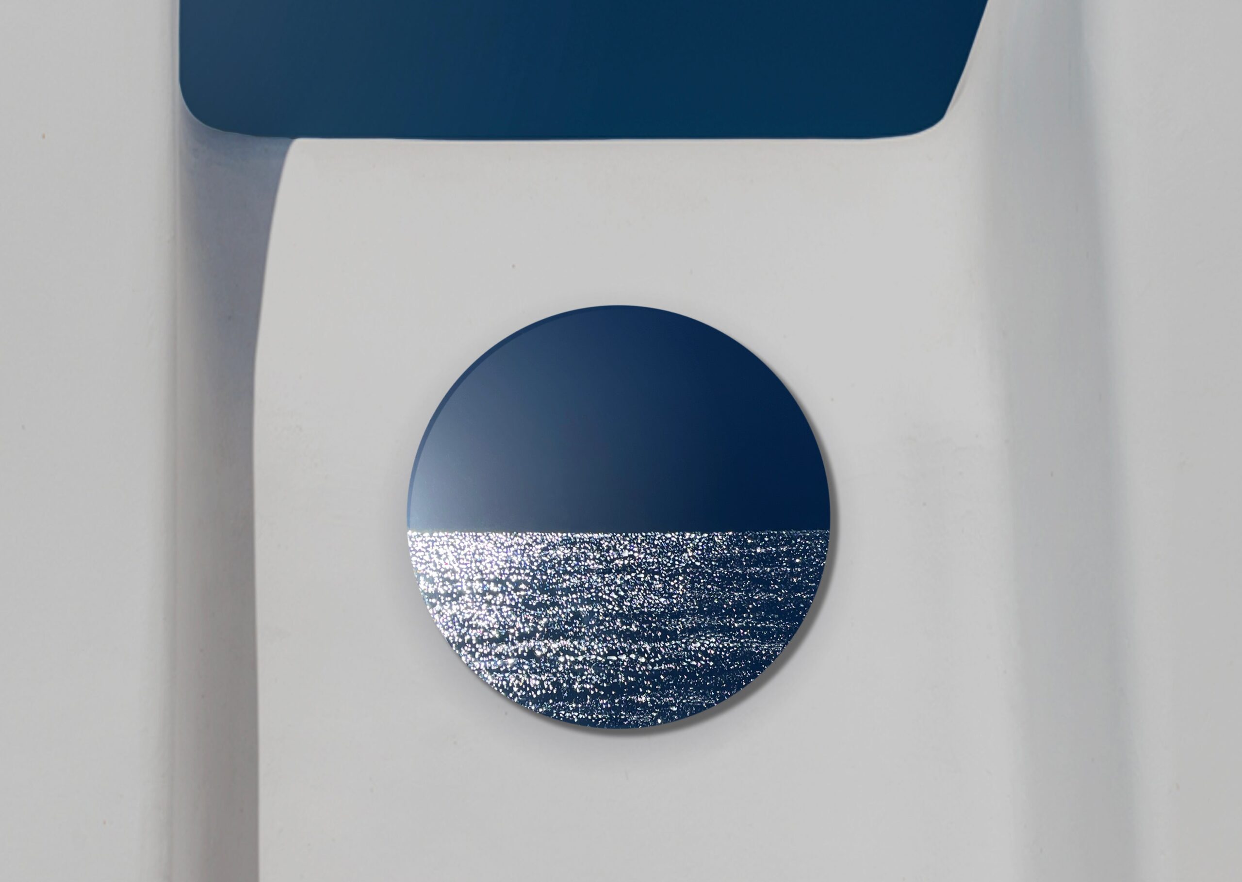 Norah Mirror 90 by Arturo Erbsman 2
