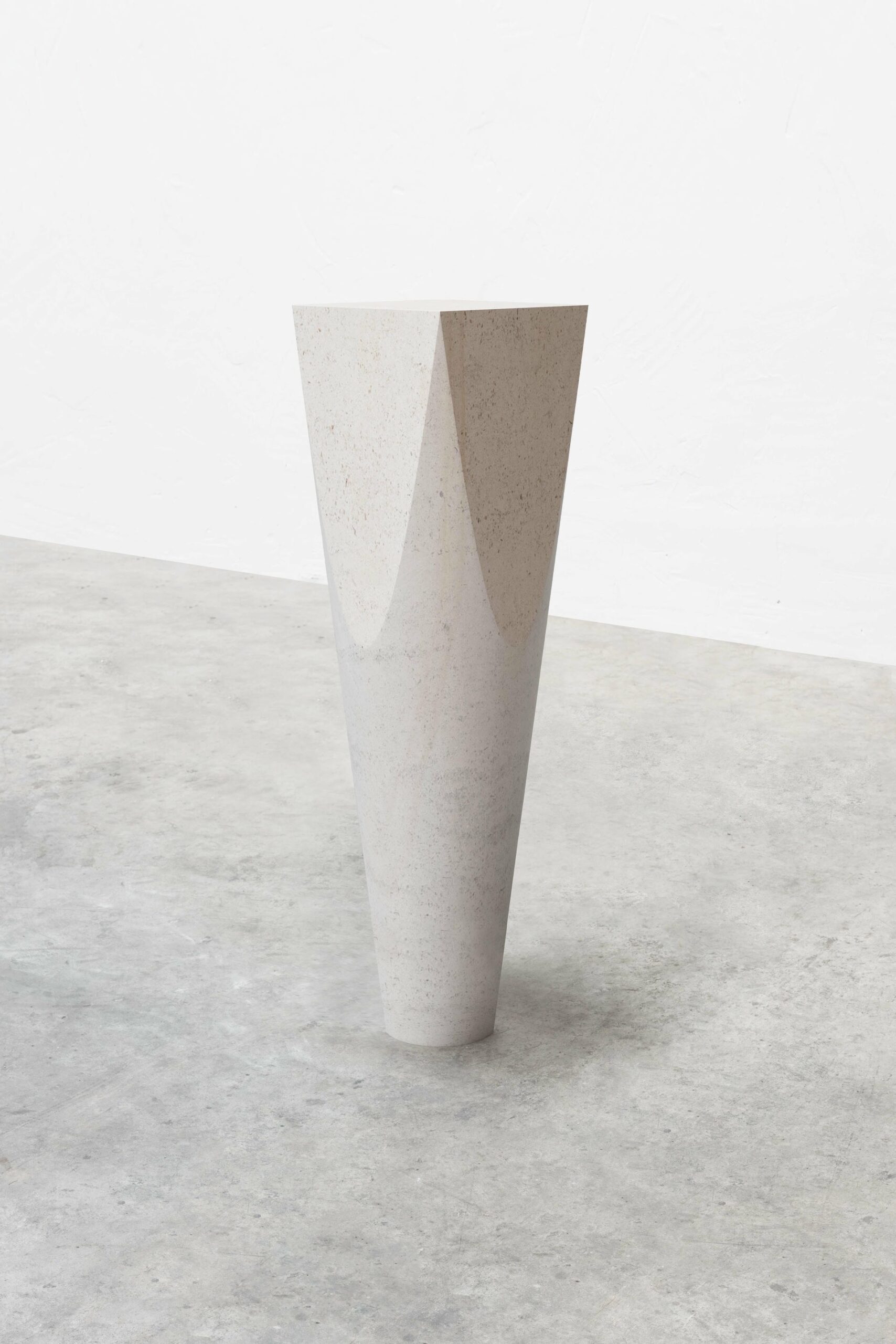 Three dimensional Flat Surface White Stone Column Pedestal by Frédéric Saulou 2