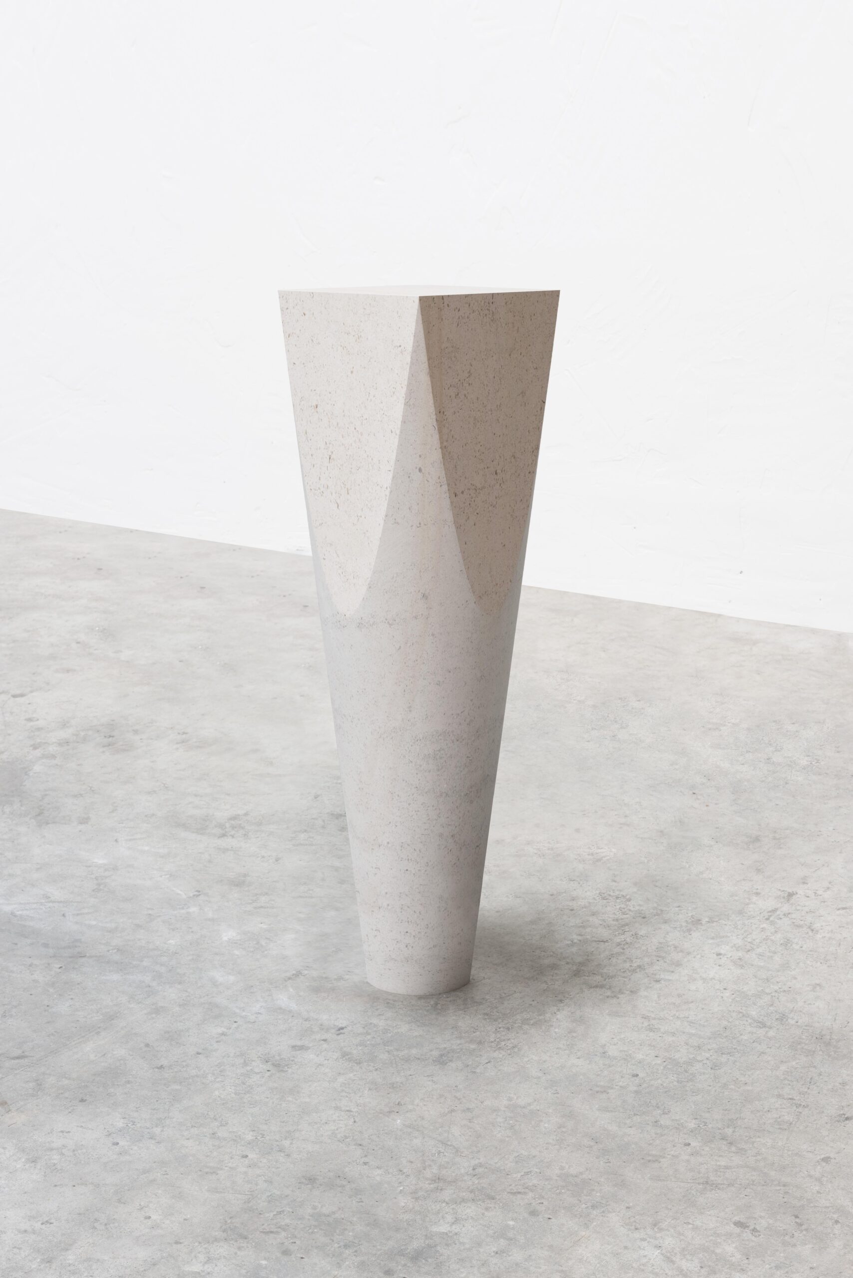 Three dimensional Flat Surface White Stone Column Pedestal by Frédéric Saulou 2