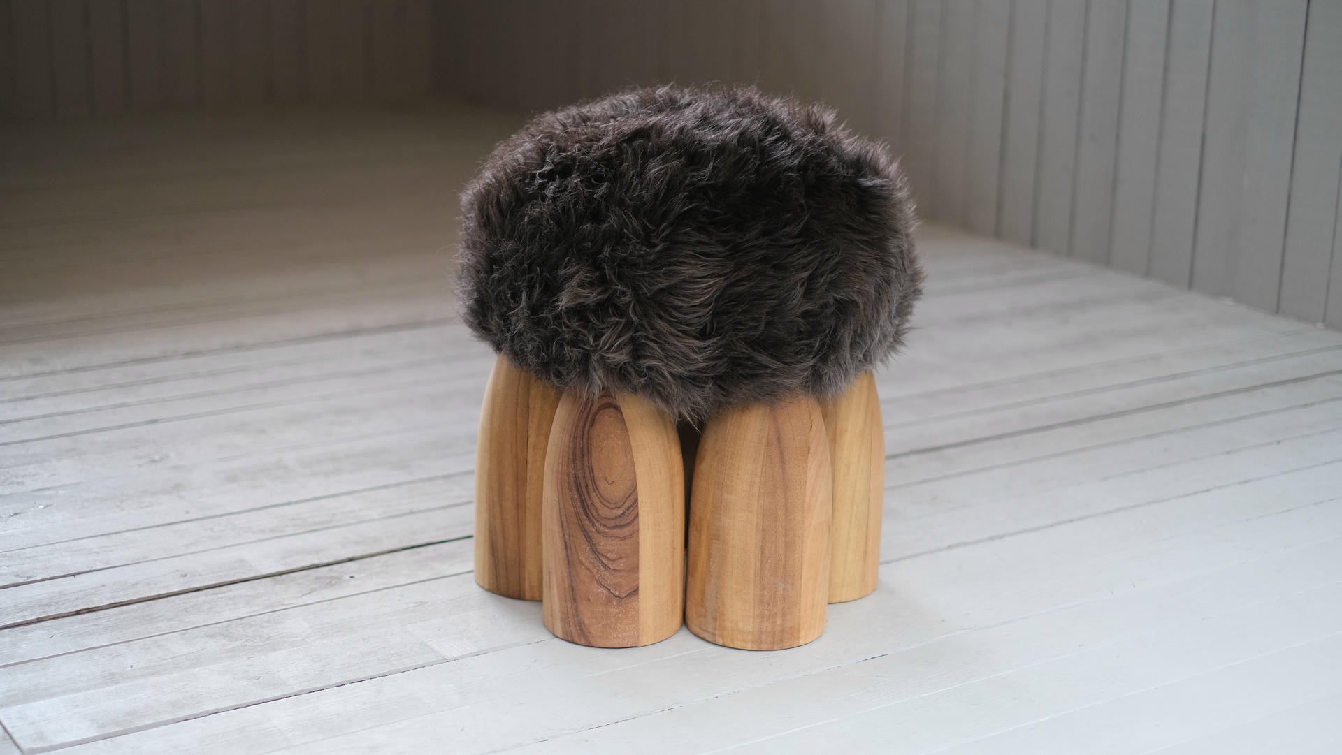 Senufo Ottoman in African Walnut by Arno Declercq 6