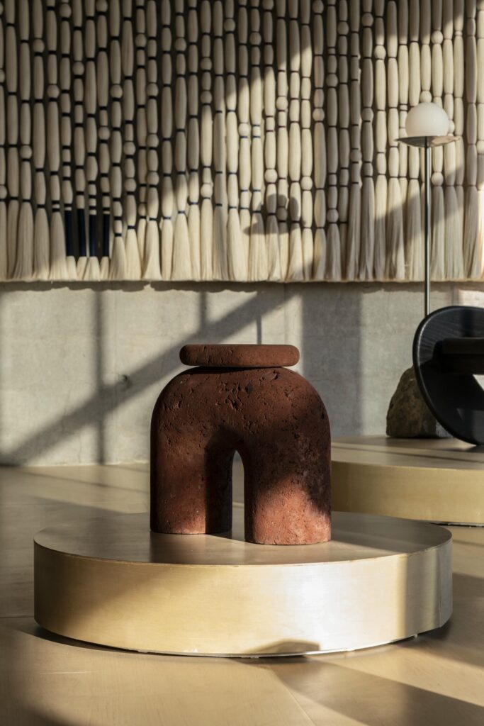 panorammma neolithic thinker sculptural stool tezonle volcanic stone galerie philia 01