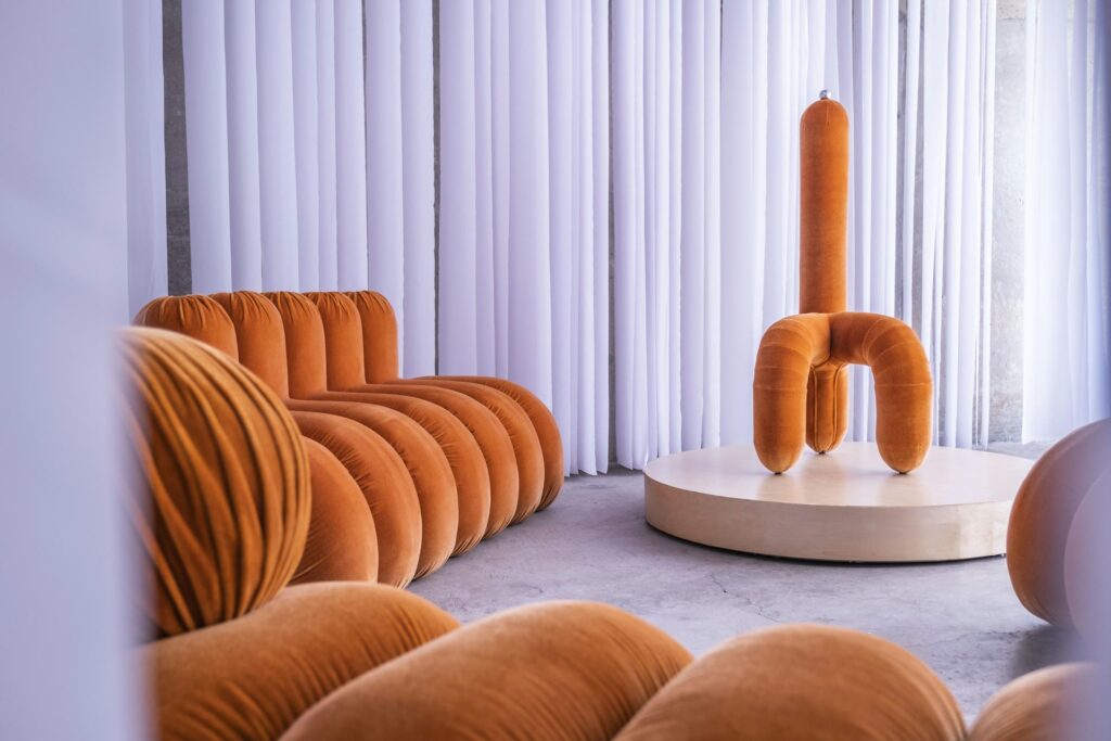 pietro franceschini magda chair galerie philia 01
