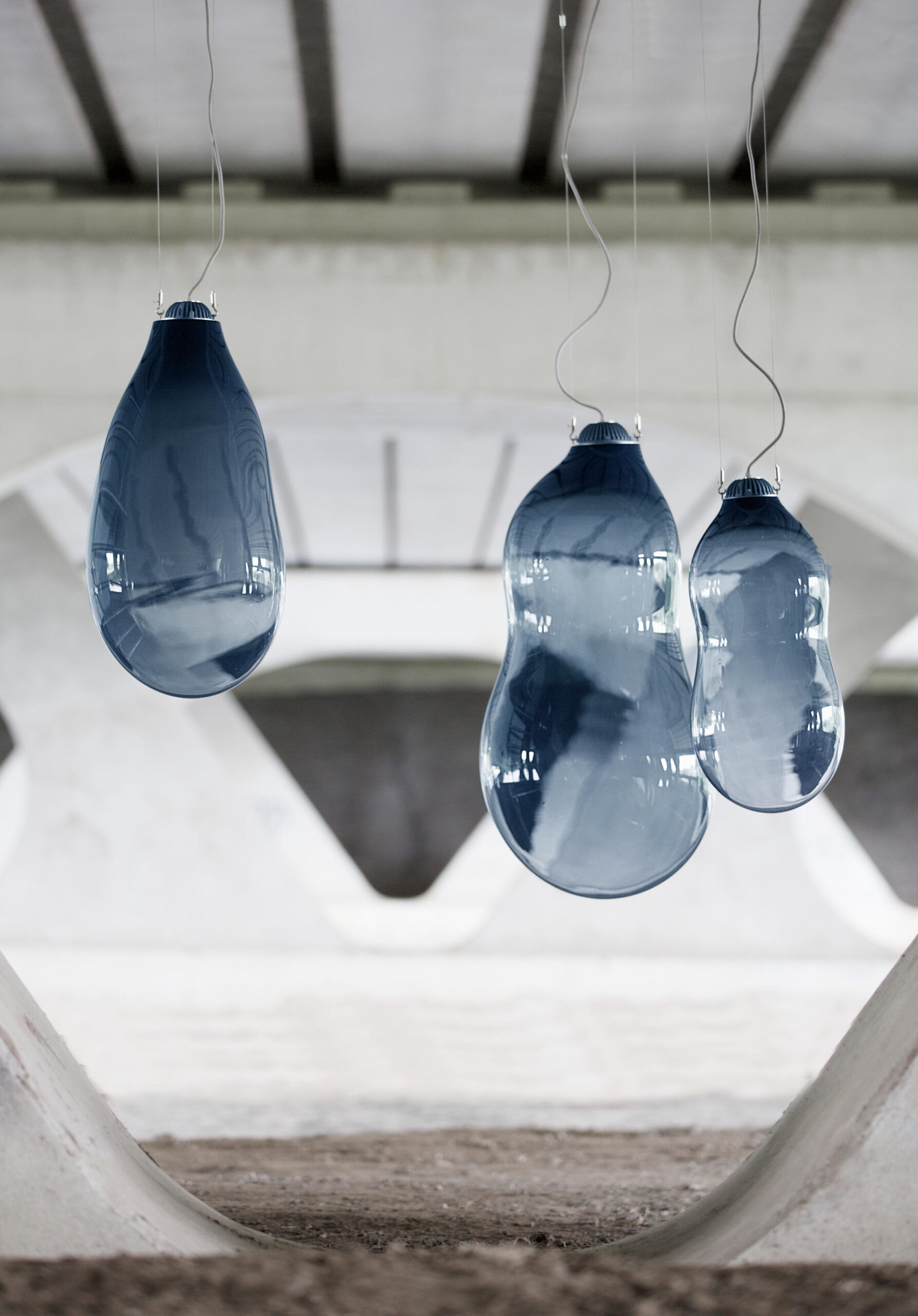 Set of Big Bubble Pendant Light by Alex de Witte (2)