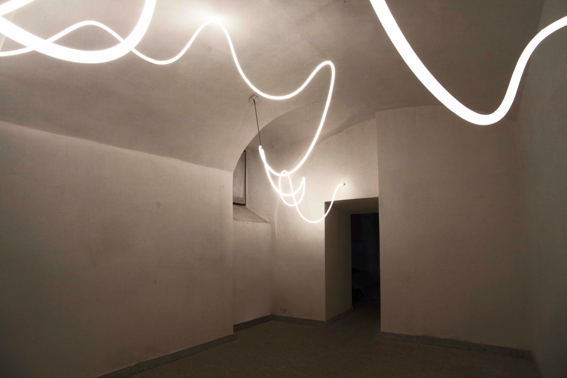 Unique Fabric Flexible Brass Contemporary Light Signed by Morghen Studio 3