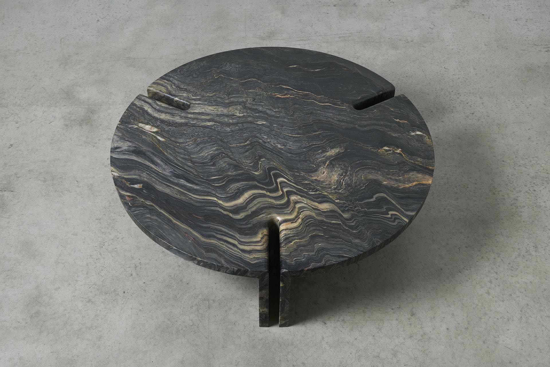 Brazilian Quartzite Round Table 1_2 Coffee Table by Agglomerati 7