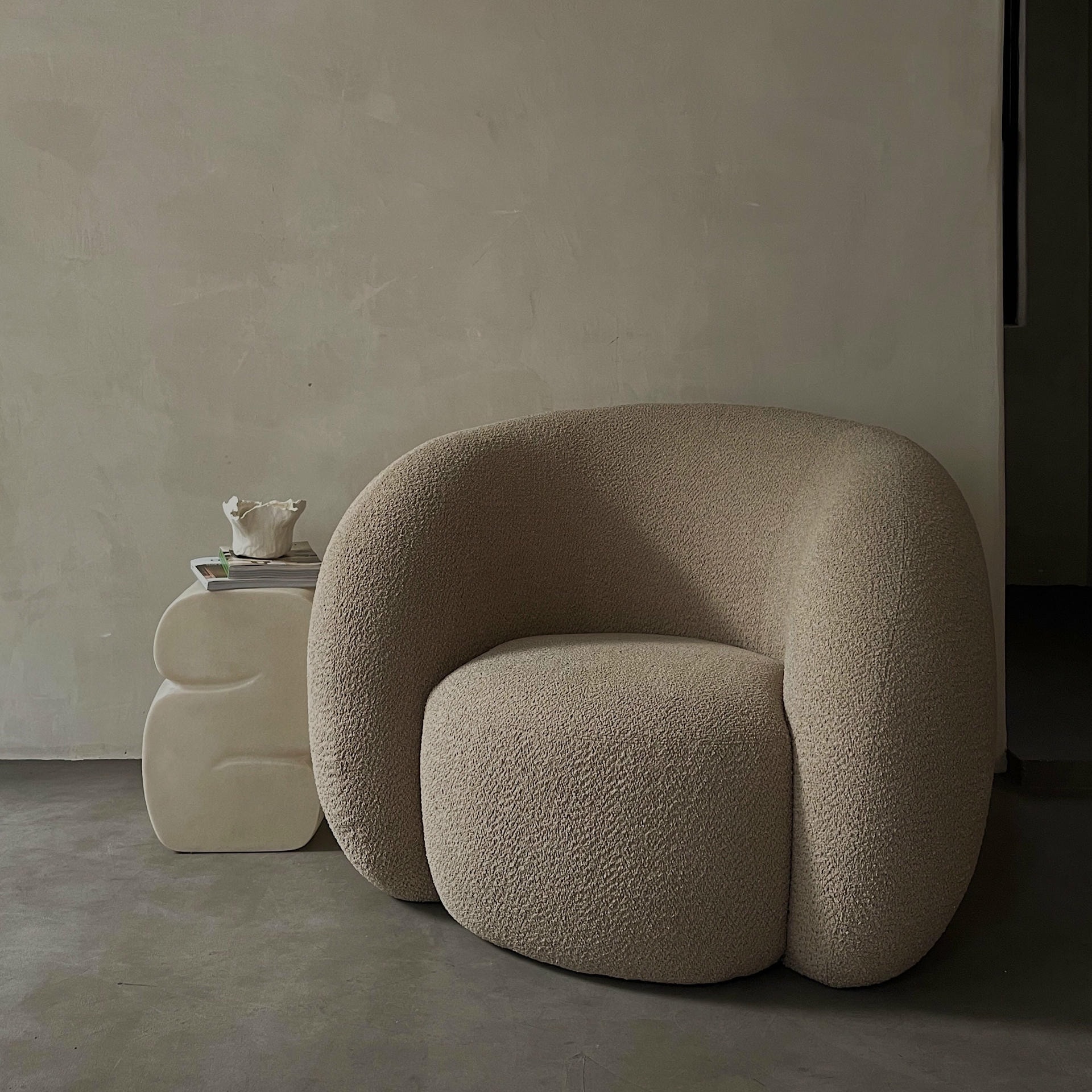 Mimimalist Design, Fiberglass Frame and Fabric Circular Lounge Chair by kar 2