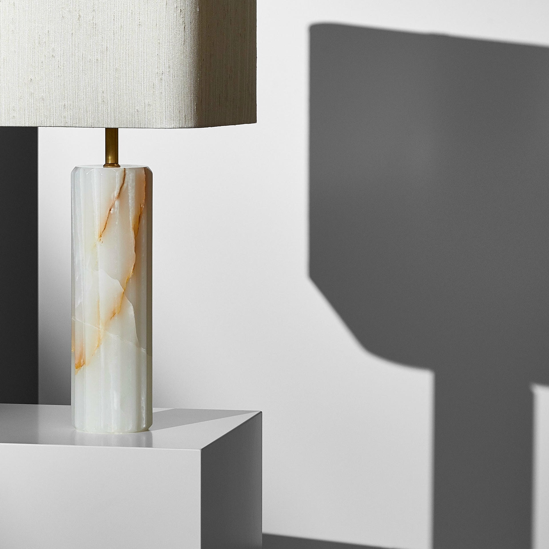 Onyx Proud Table Lamp by Lisette Rützou 4
