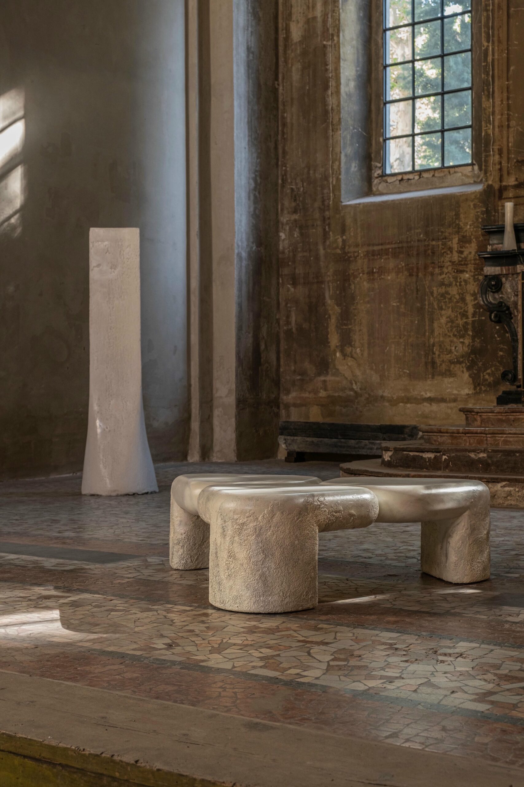 Sleek Modern, Natural White Onyx Contemporary Vase by Lucas Tyra Morten 5