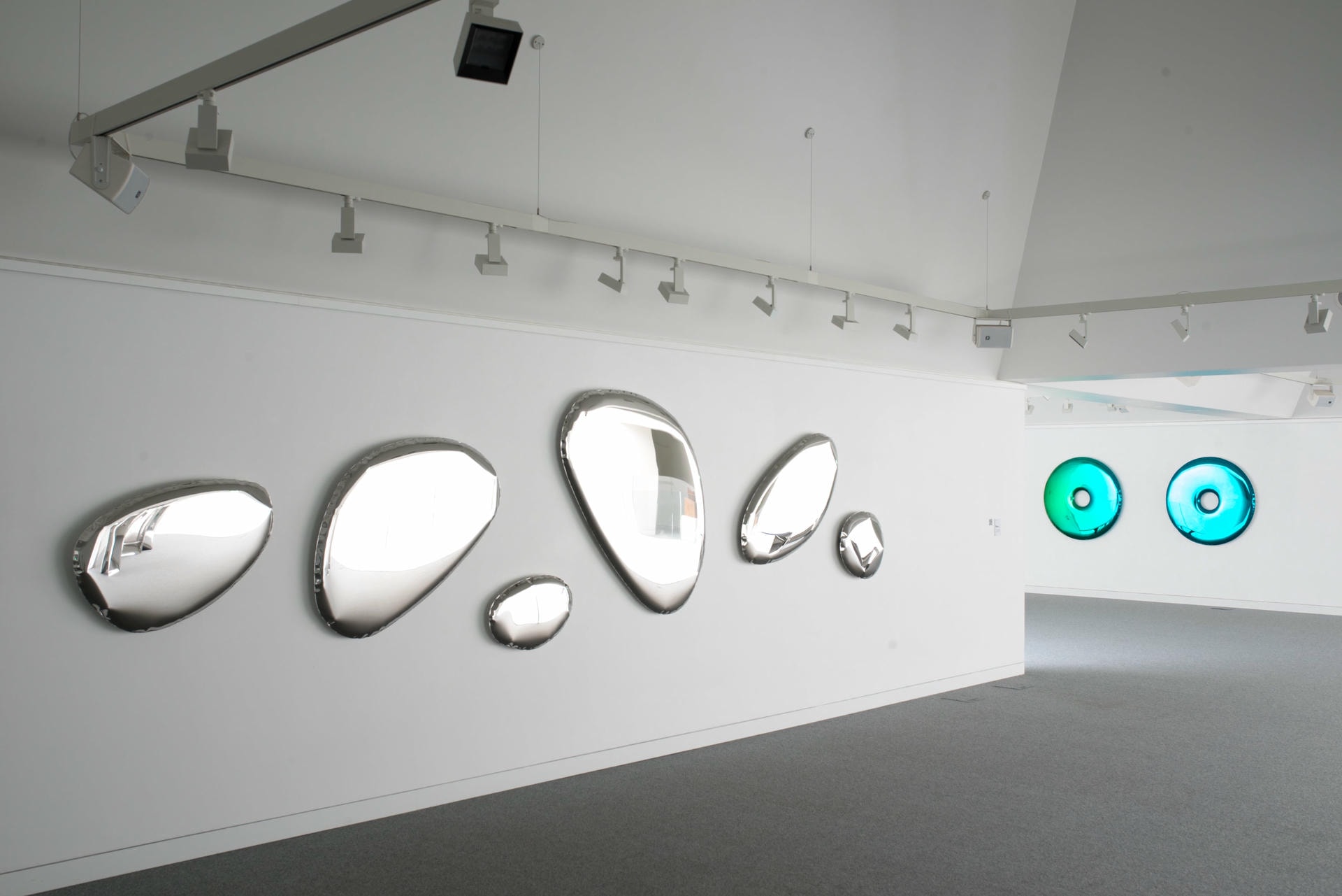 Stainless Steel Tafla O2 Wall Mirror by Zieta 11