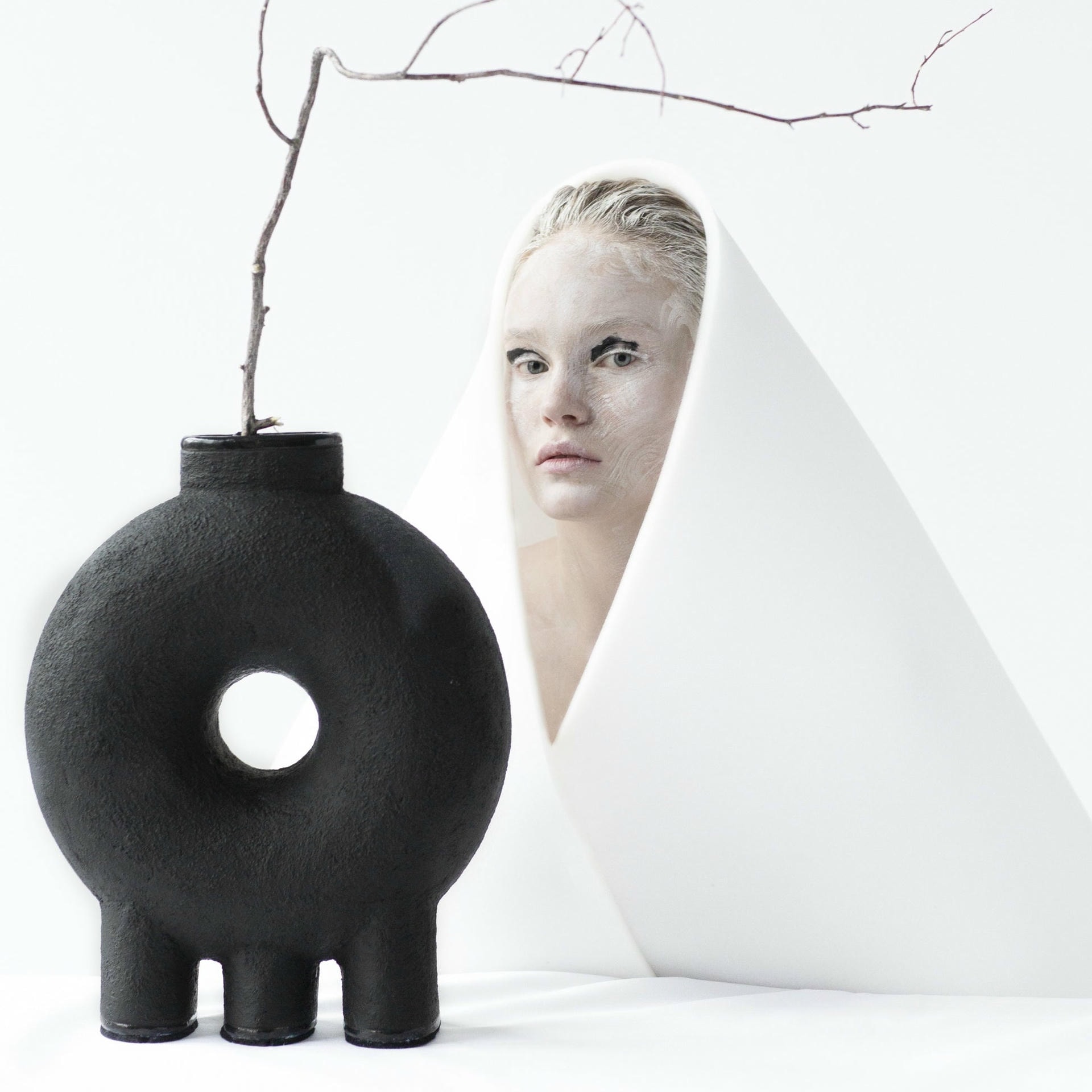 Three Leg Ceramic Vase by Faina 5