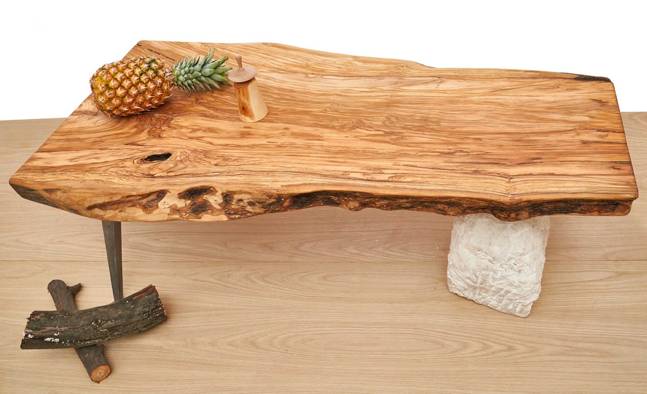Arte Center Table by Jean Baptiste Van den Heede 3