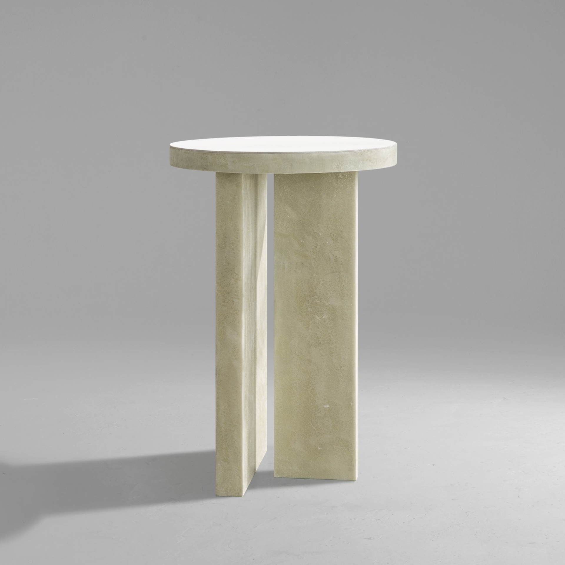 E42 Table by Imperfettolab 3