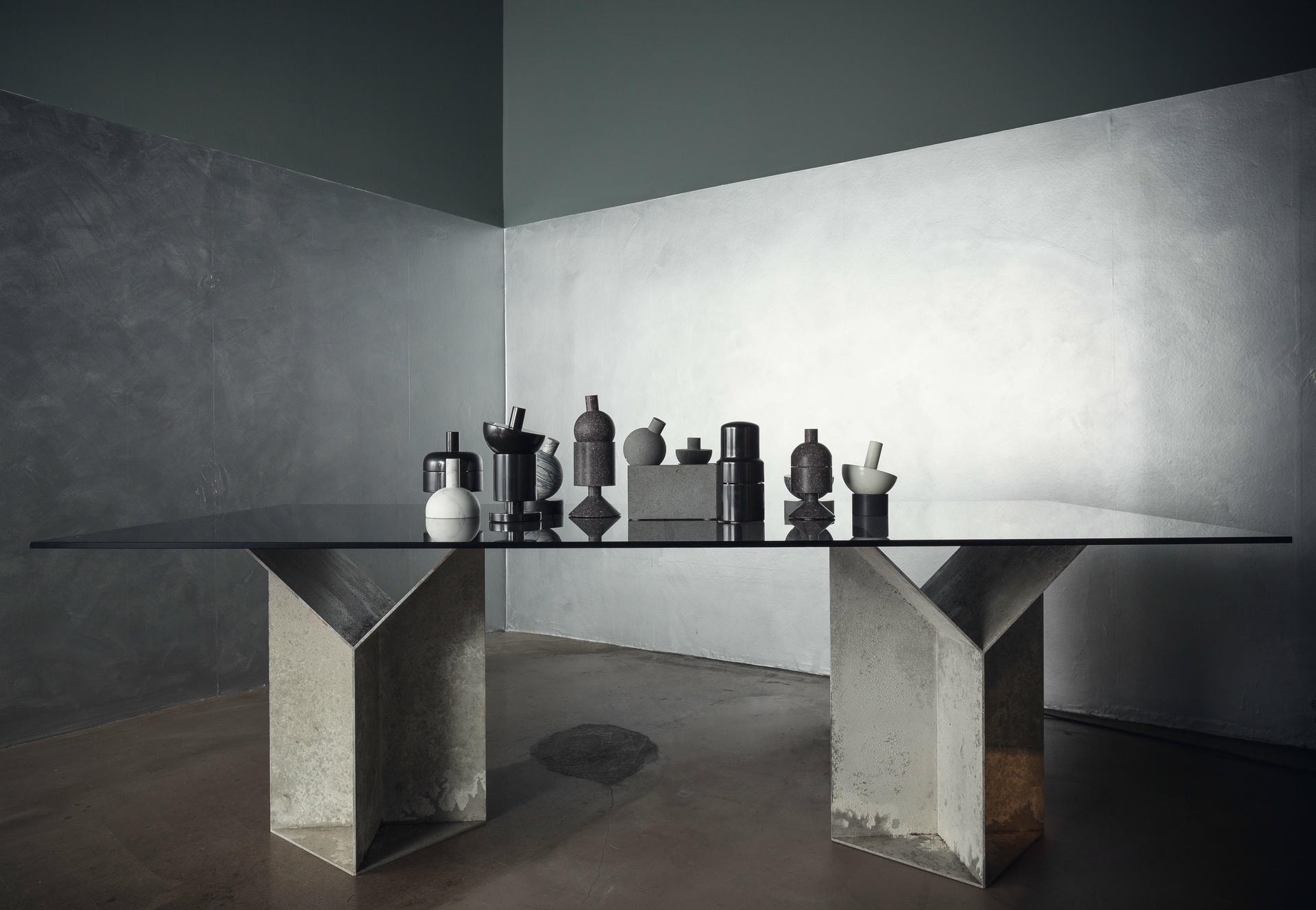 Pinac Dining Table by Oeuffice 3