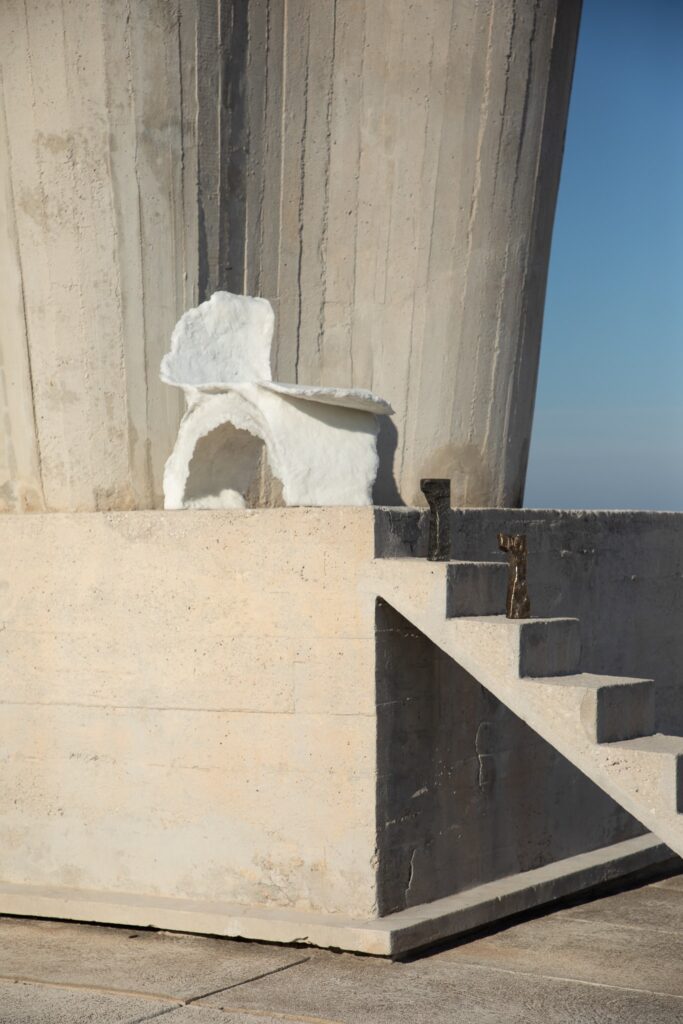 roxane lahidji pyche s chair galerie philia 04