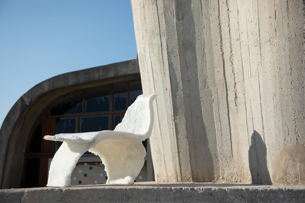roxane lahidji pyche s chair galerie philia 05
