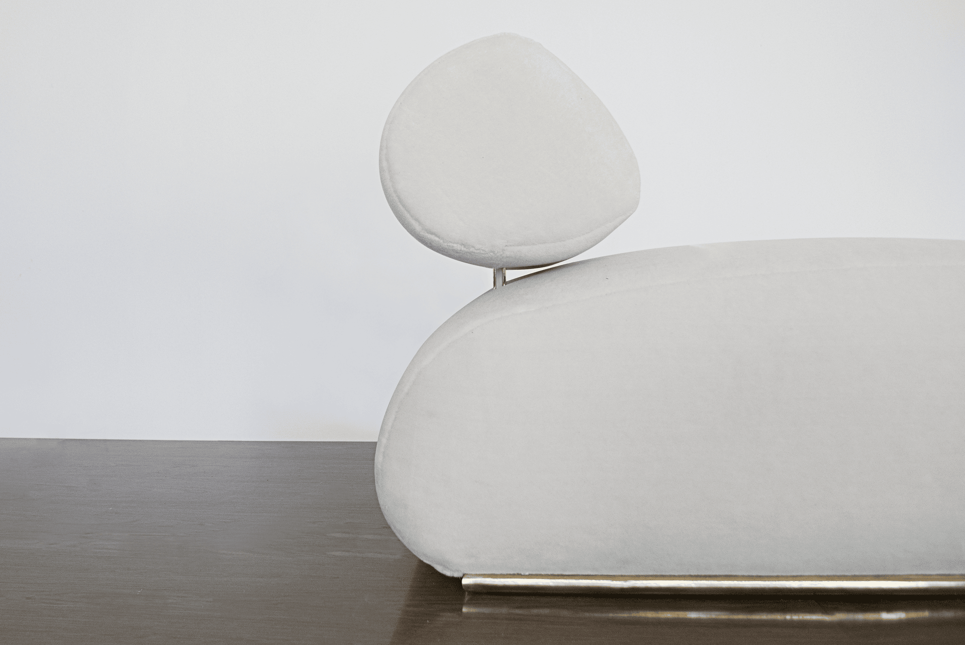 Mini Baby Beluga Lounge Chair by Atra Design 4
