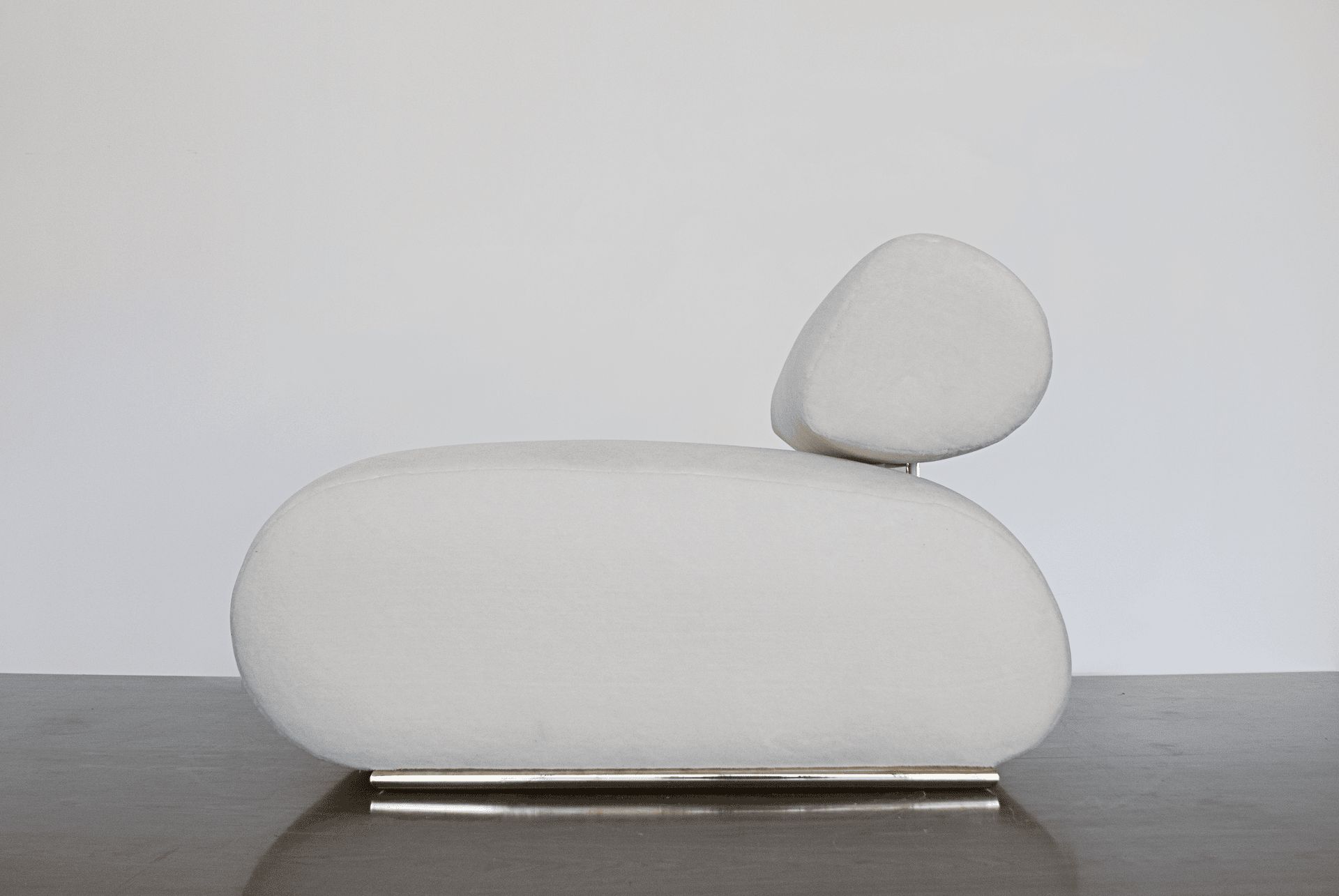 Mini Baby Beluga Lounge Chair by Atra Design 5