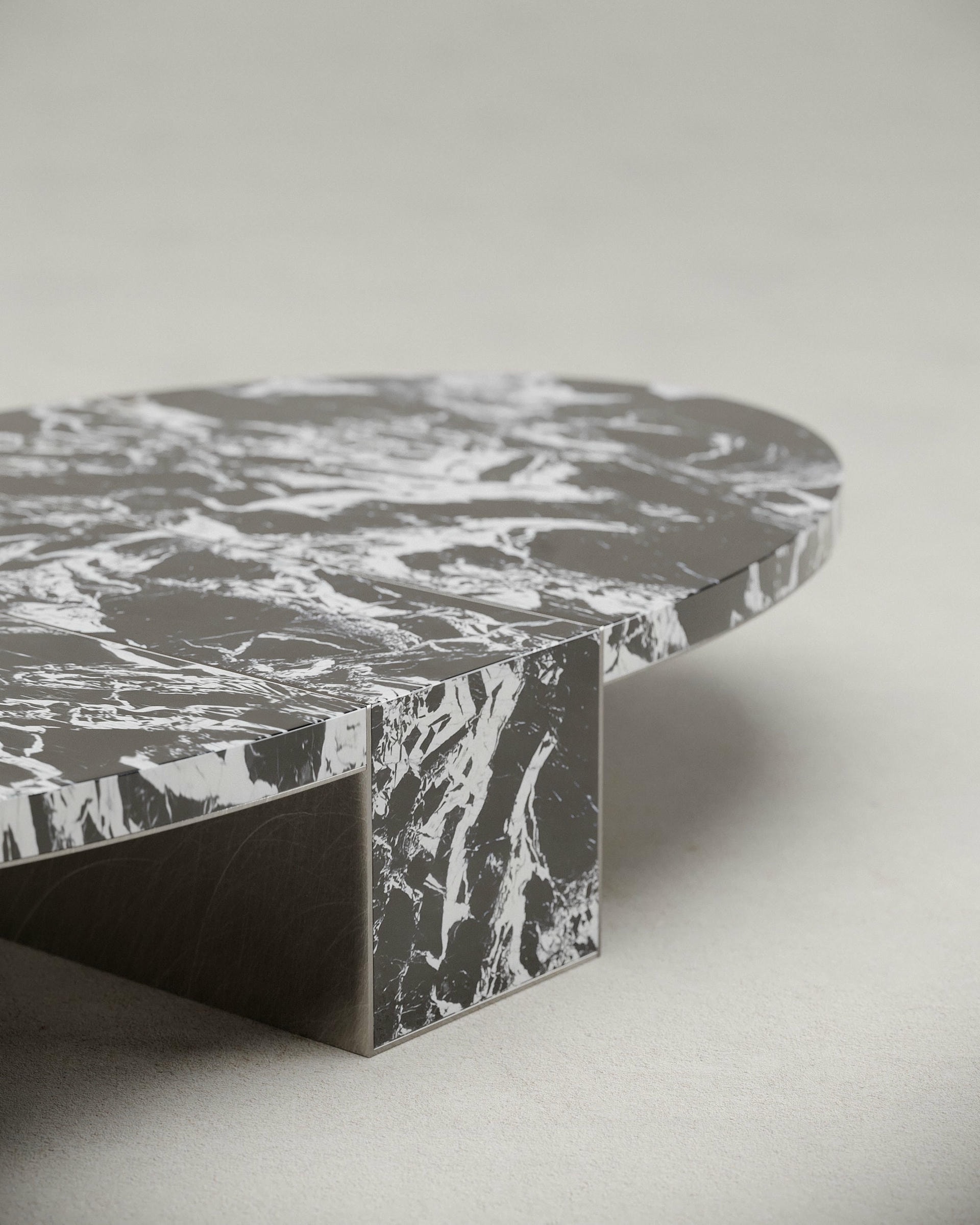 PD 04 Coffee Table by Piotr Dąbrowa 6
